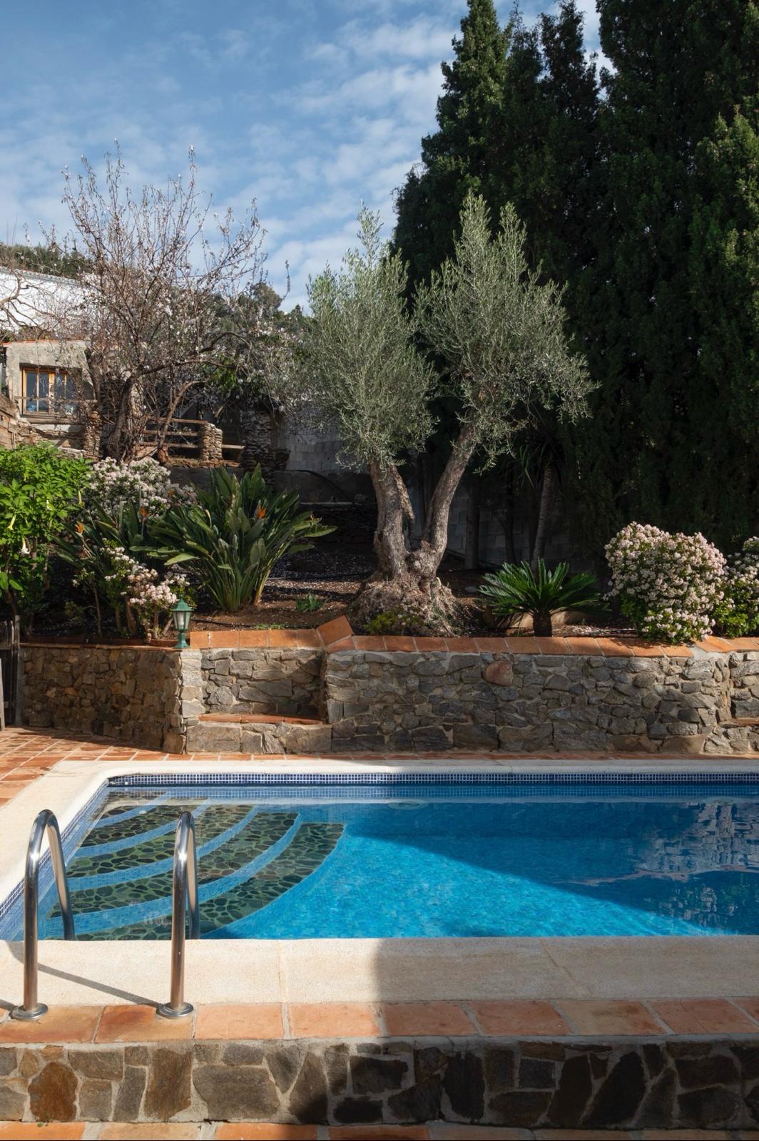 Villa en Venta en - Sayalonga - 33