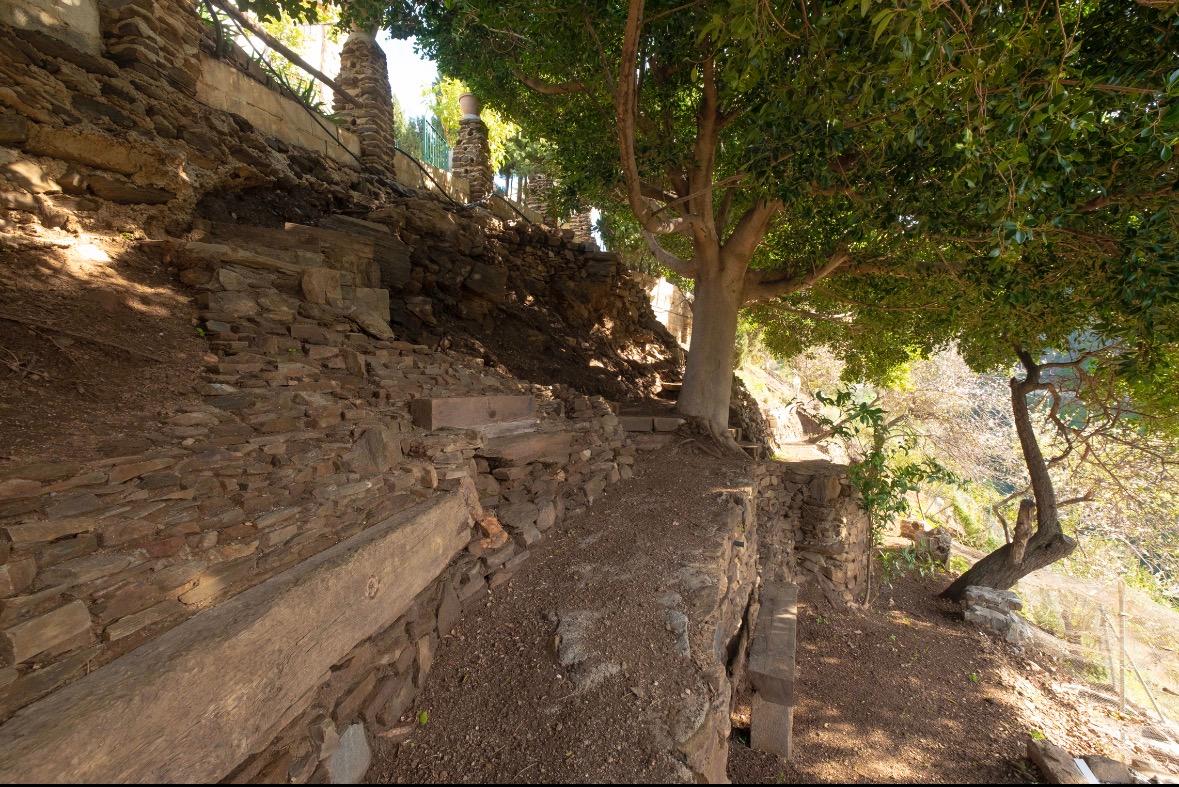 Villa en Venta en - Sayalonga - 44