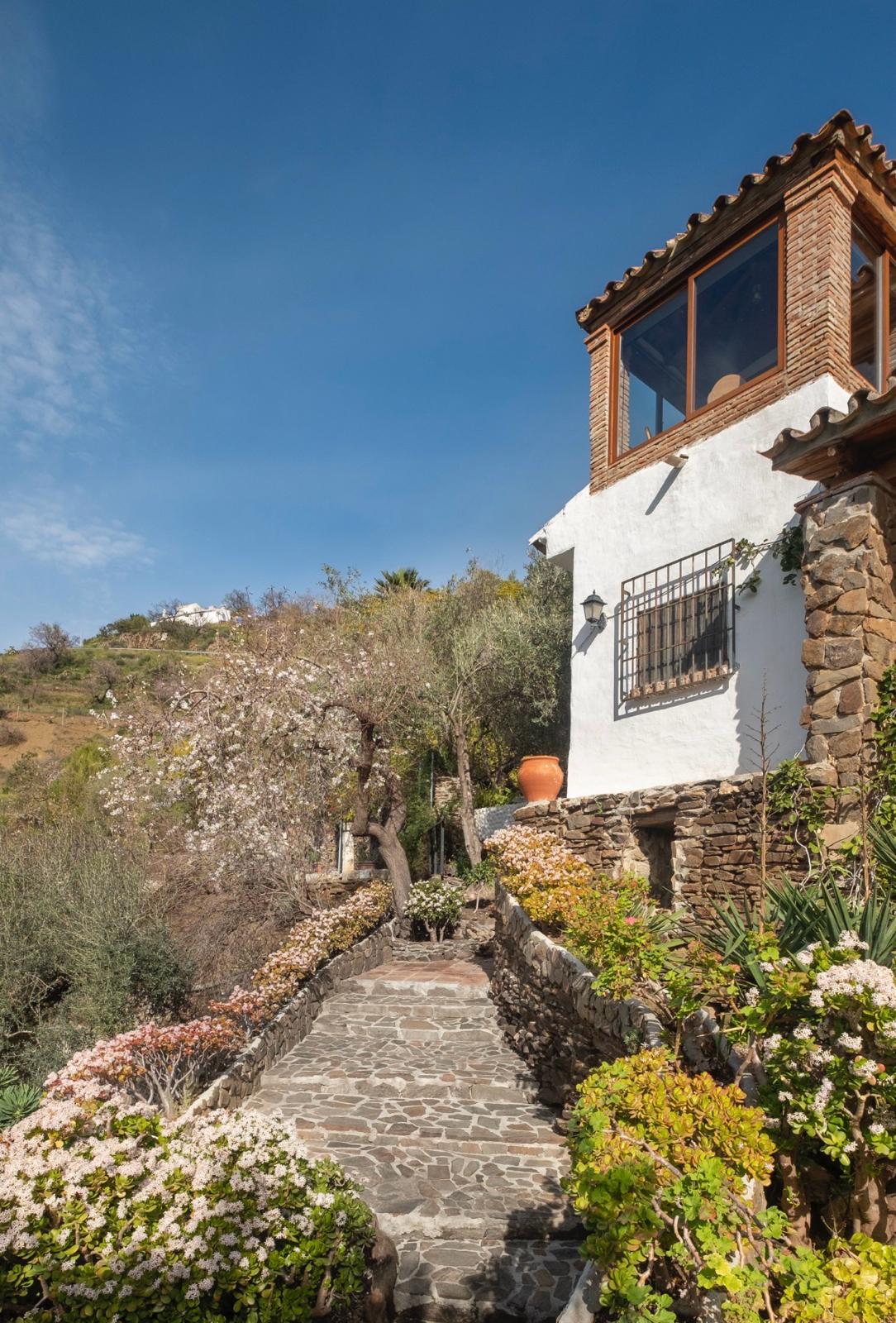 Villa en Venta en - Sayalonga - 43