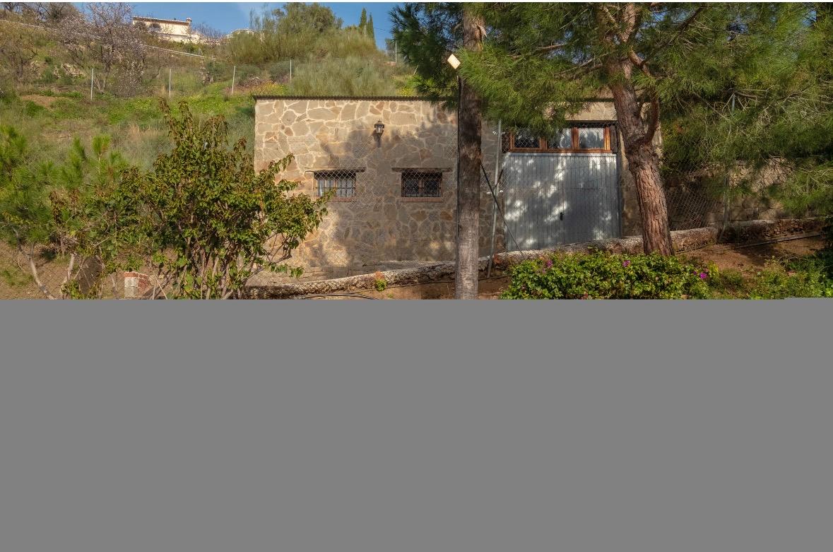 Villa en Venta en - Sayalonga - 53