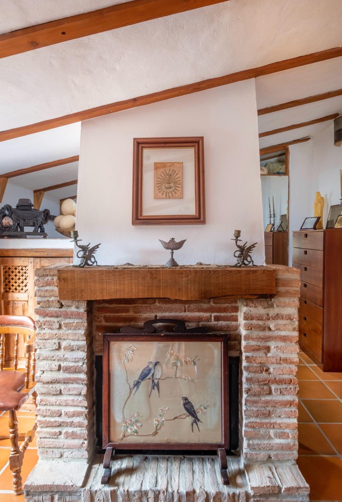 Villa en Venta en - Sayalonga - 30