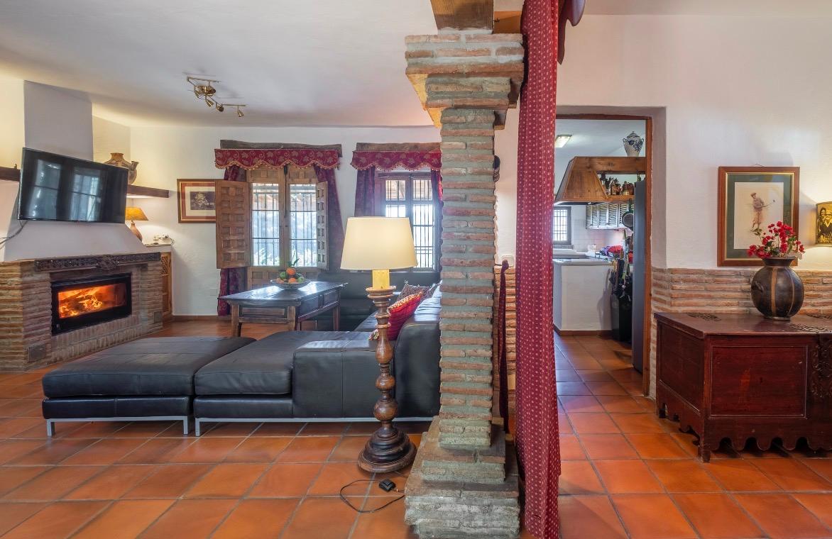 Villa en Venta en - Sayalonga - 2