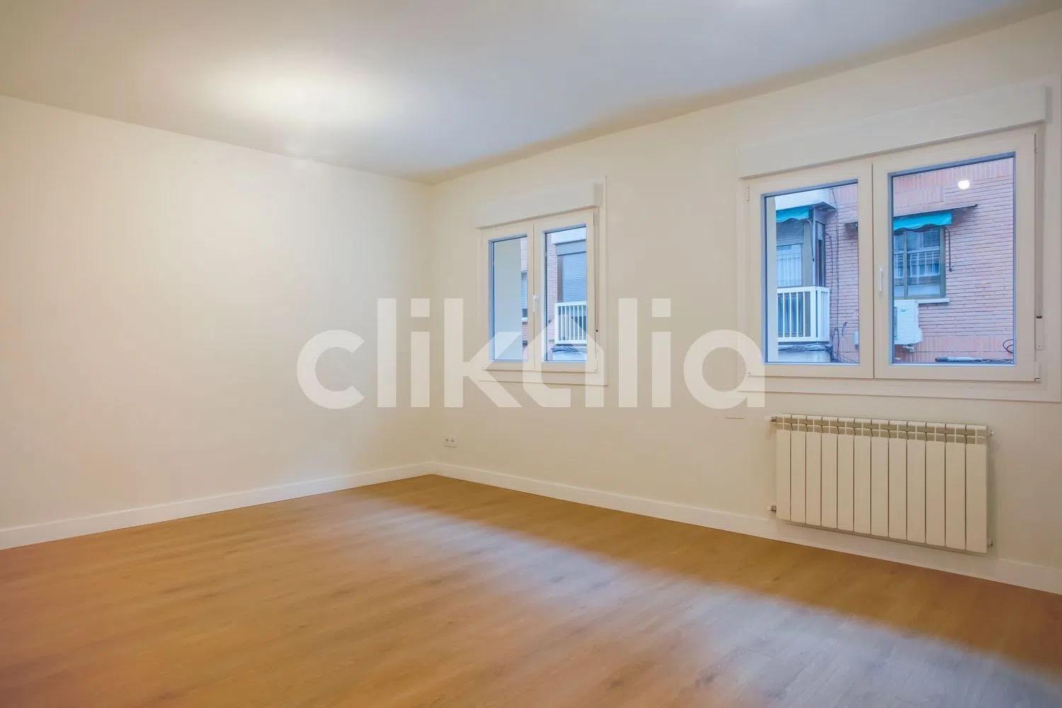 Piso en Venta en C. de García Luna - 2