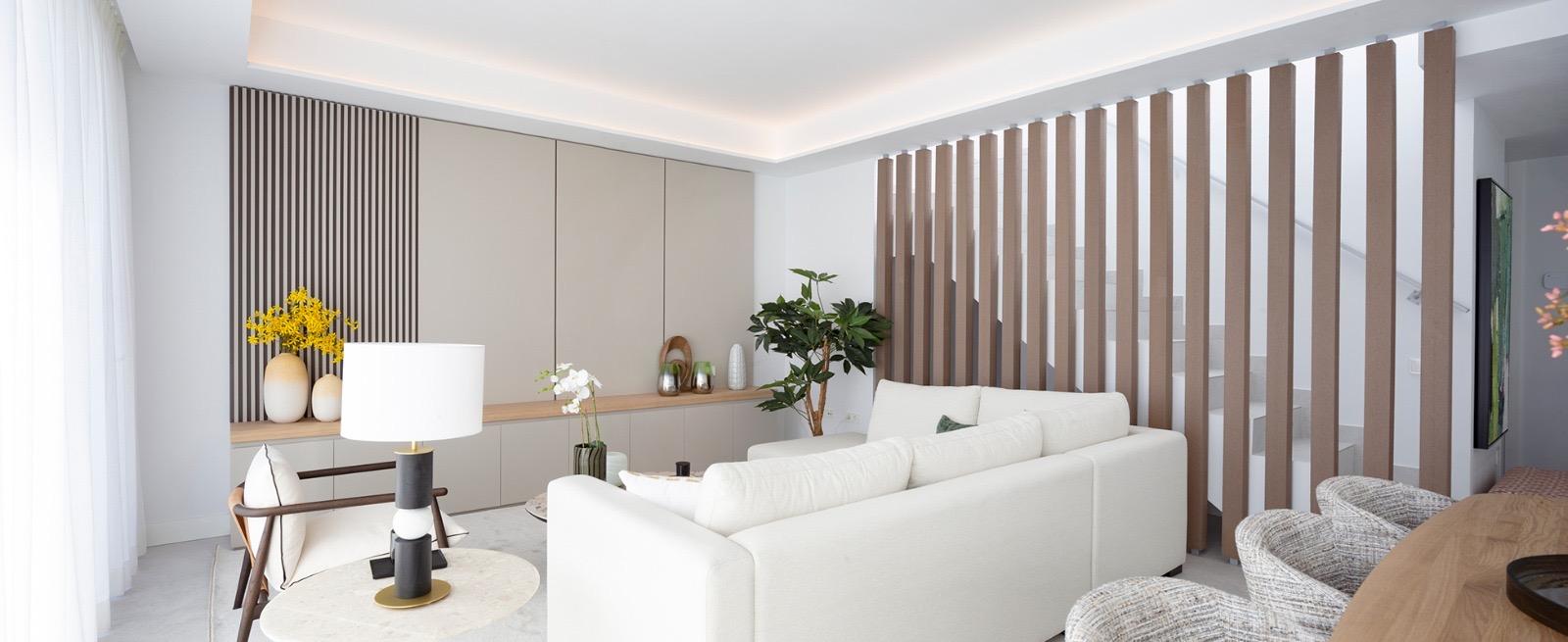 Santa Clara Homes Marbella: Luxury Coastal Living with Private Pool, Solarium & Panoramic Views - 12