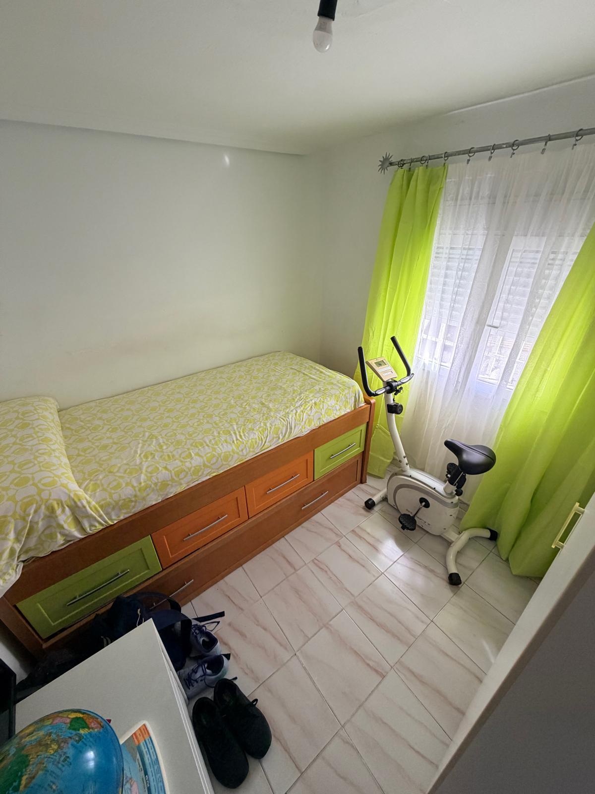 Piso en Venta en Calle Mejillón - 8