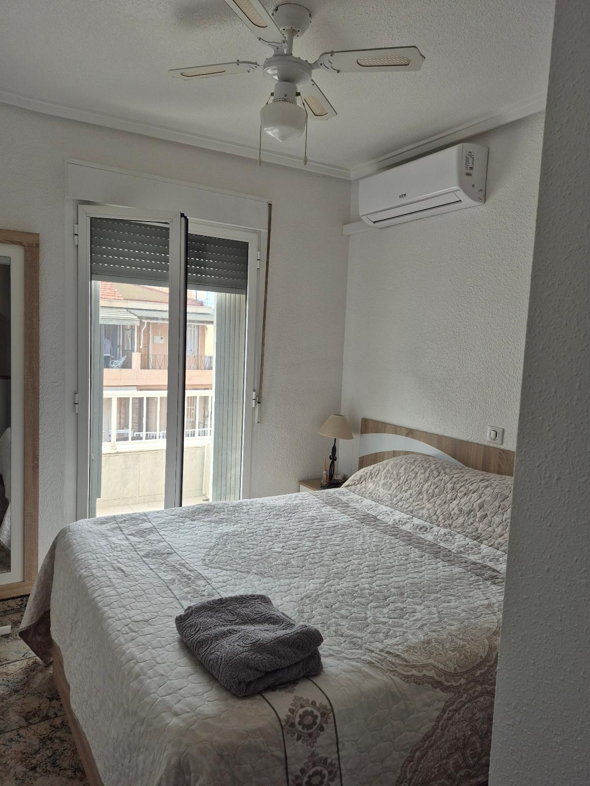 ¡A 50m del mar! Adosado con terraza En Playa Lisa - 3