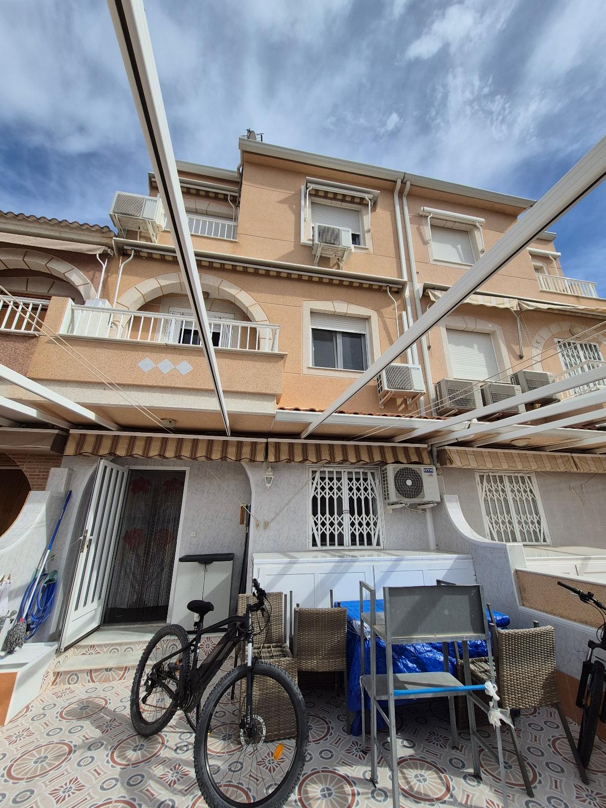 ¡A 50m del mar! Adosado con terraza En Playa Lisa - 2