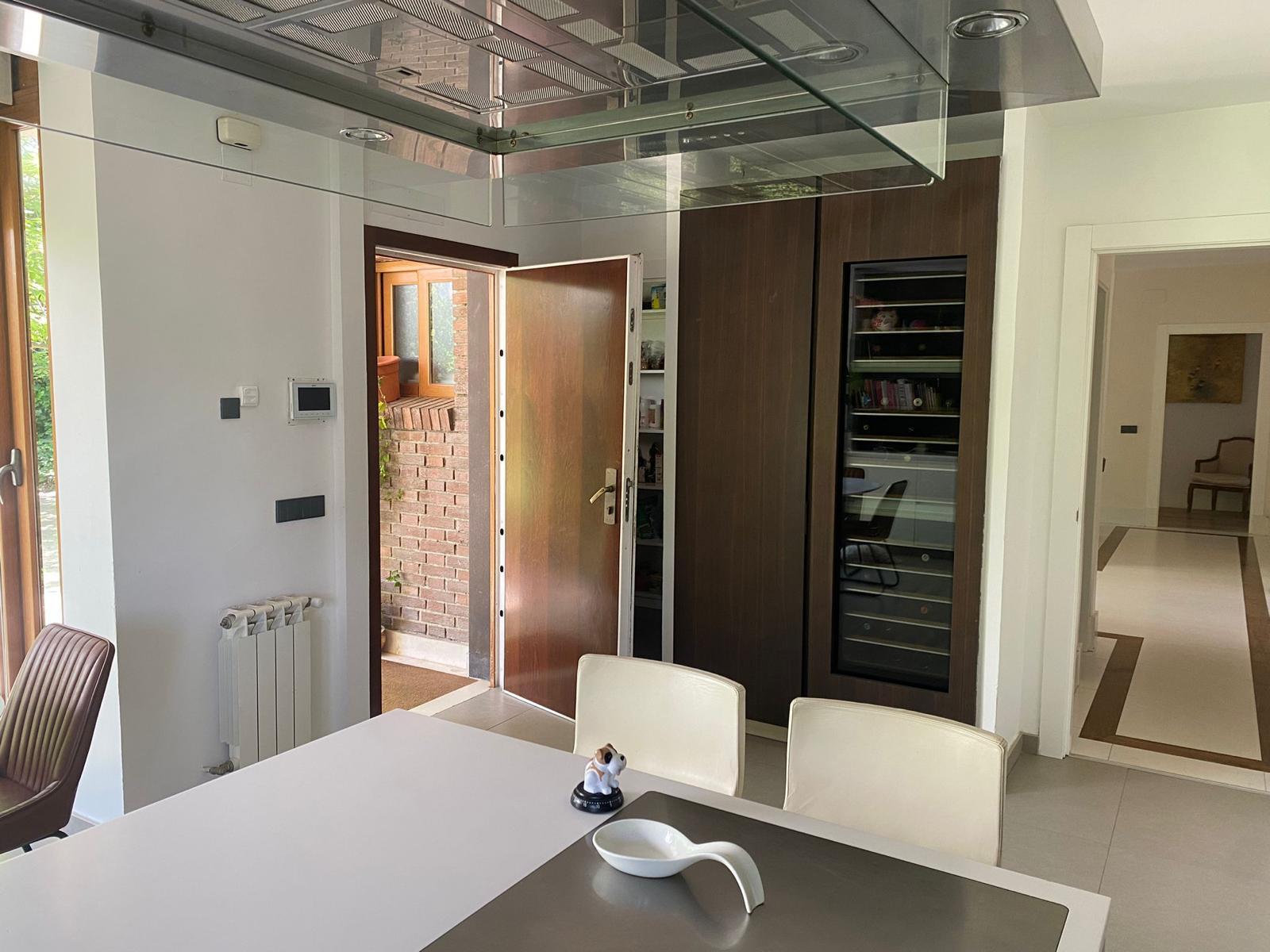 Chalet independiente con reforma en La Moraleja - 8