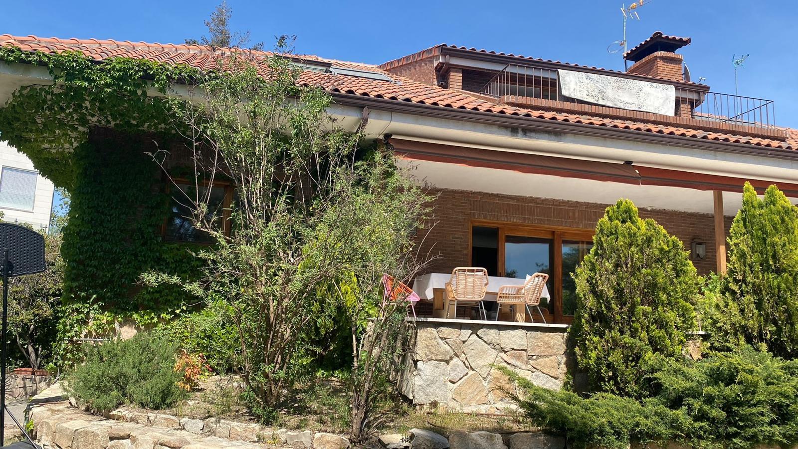 Chalet independiente con reforma en La Moraleja - 40