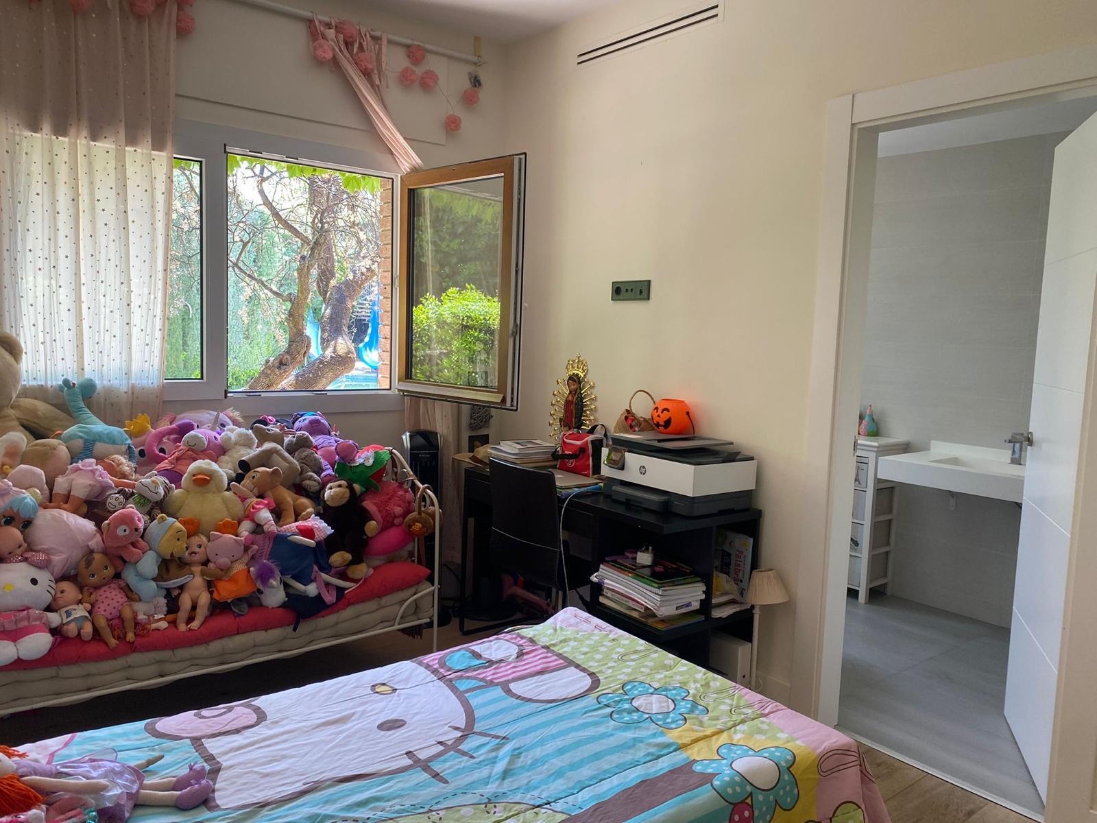 Chalet independiente con reforma en La Moraleja - 20