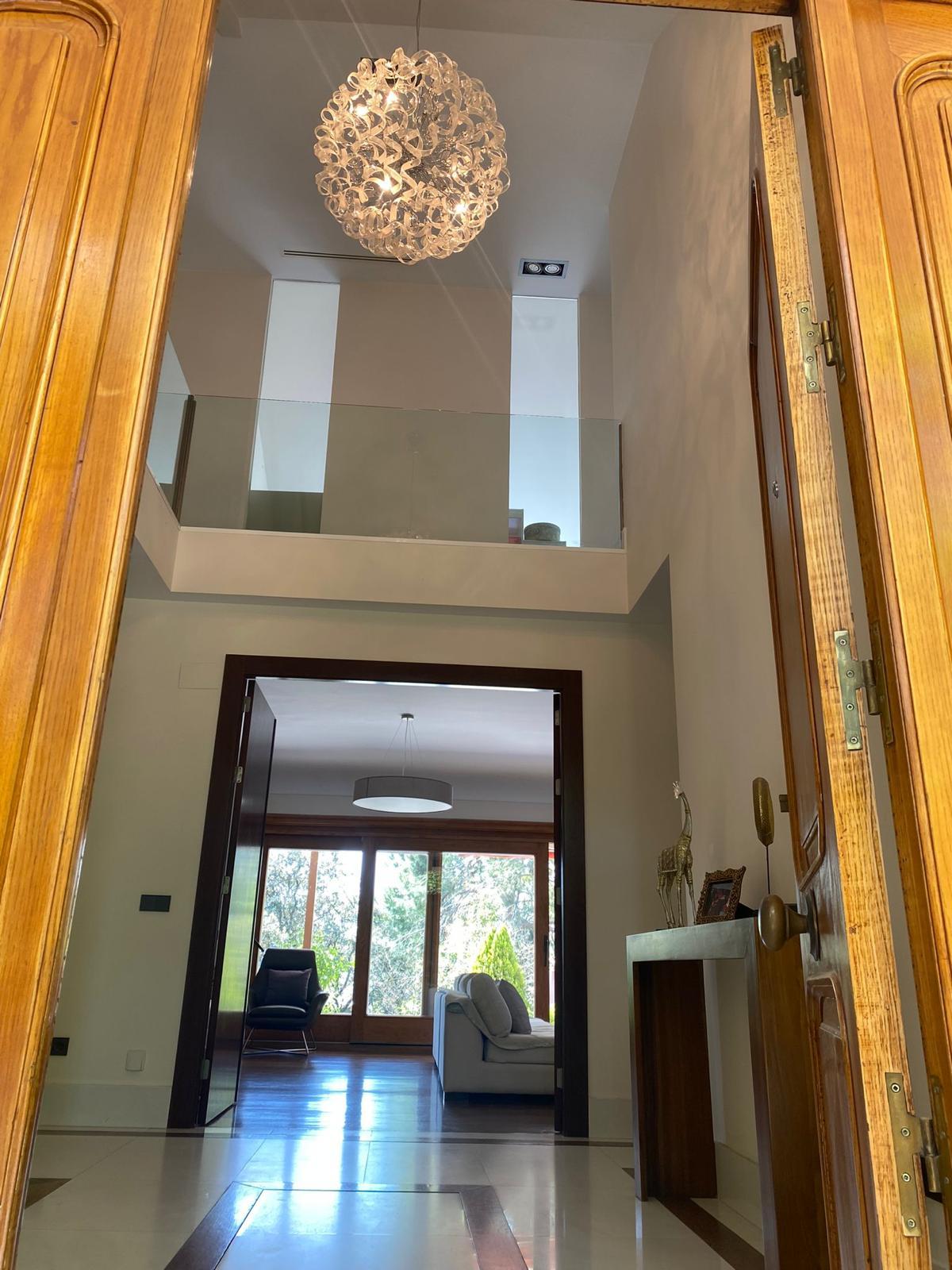 Chalet independiente con reforma en La Moraleja - 30