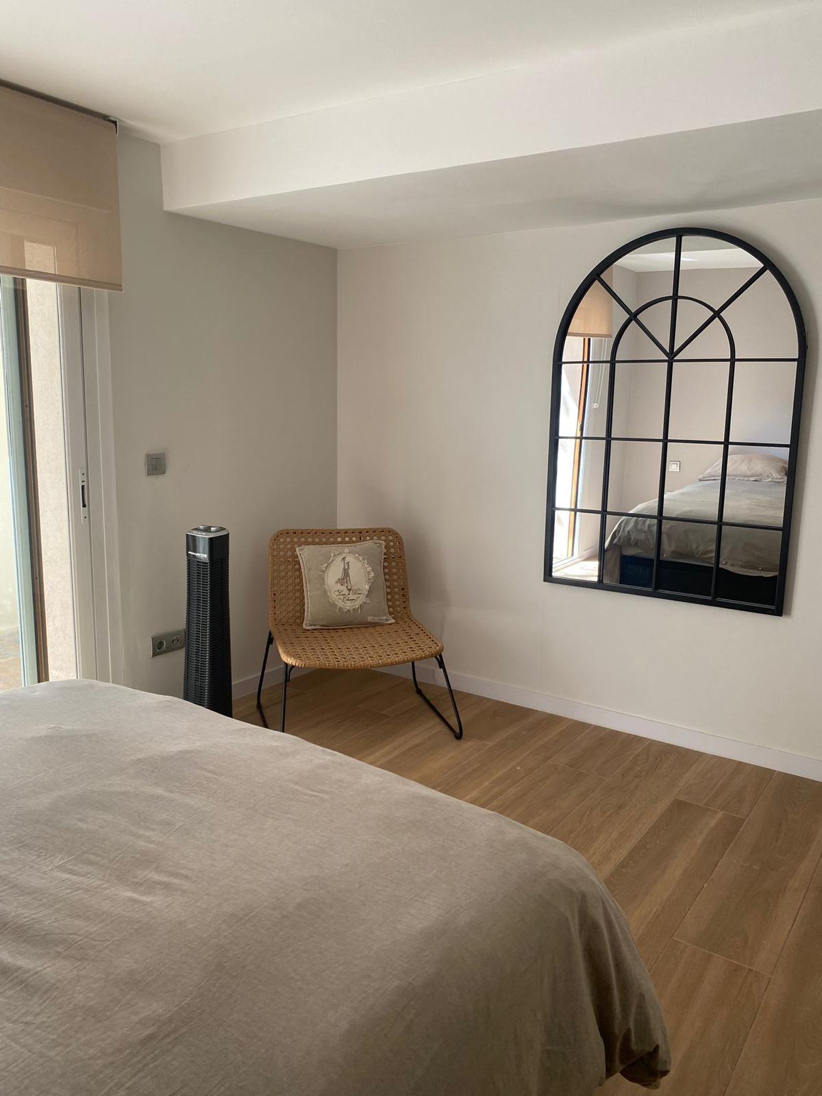 Chalet independiente con reforma en La Moraleja - 14