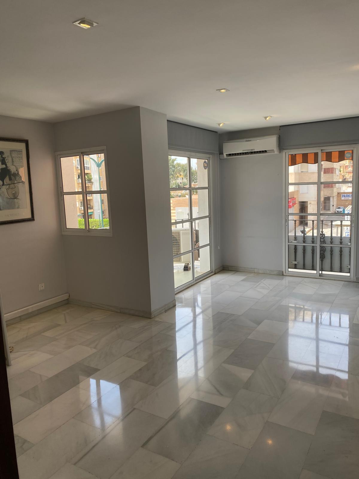 Piso en Venta en Carranque (Cruz de Humilladero) - 2