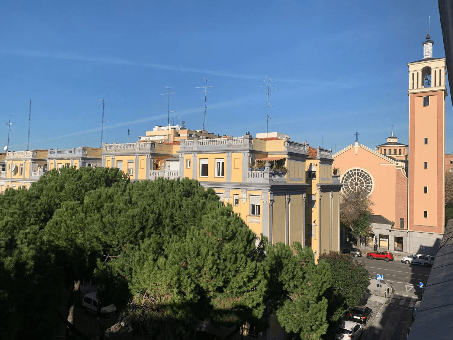 Ático en Venta en C. de Alejandro Saint Aubin - 16