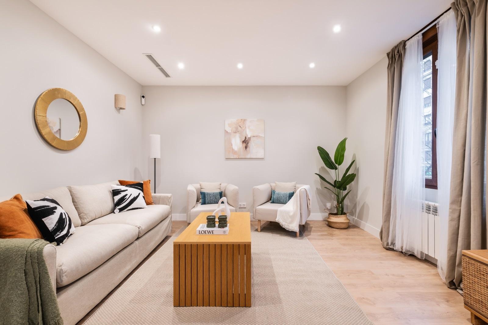 Piso en Venta en C. Alcalá - 3