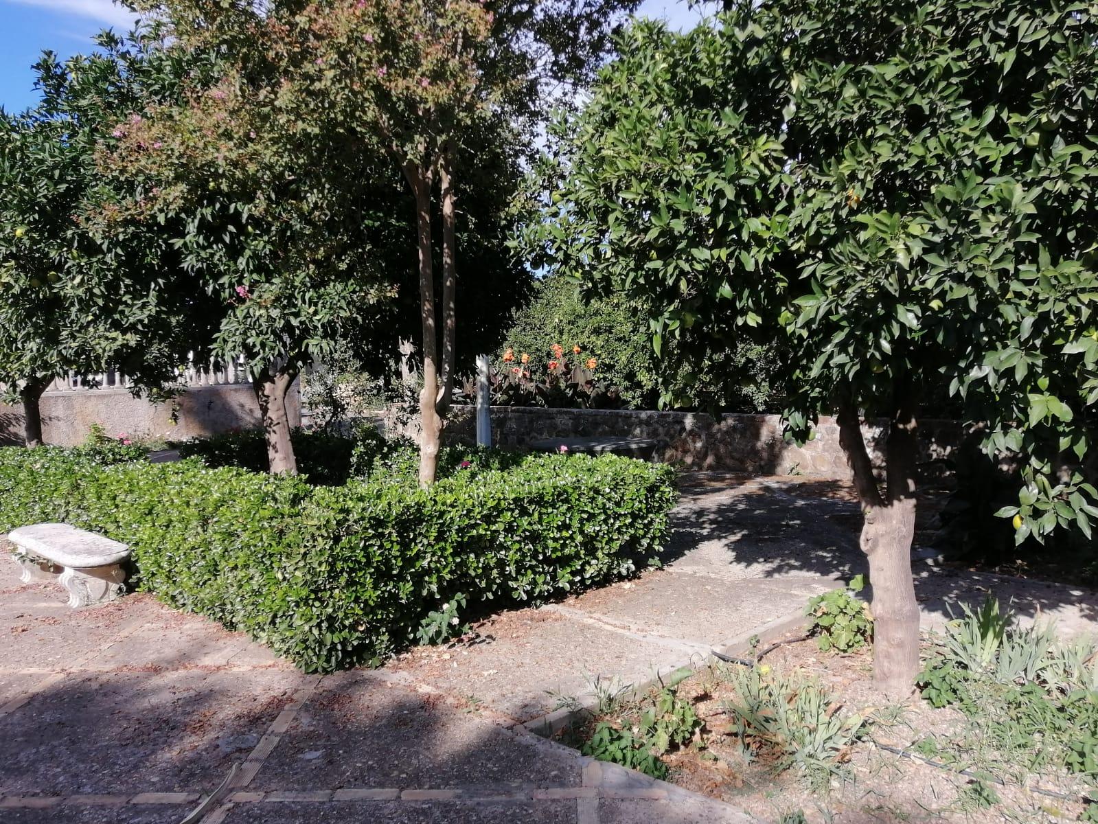 Casa Rústica en Venta en C. Pablo Picasso - 22