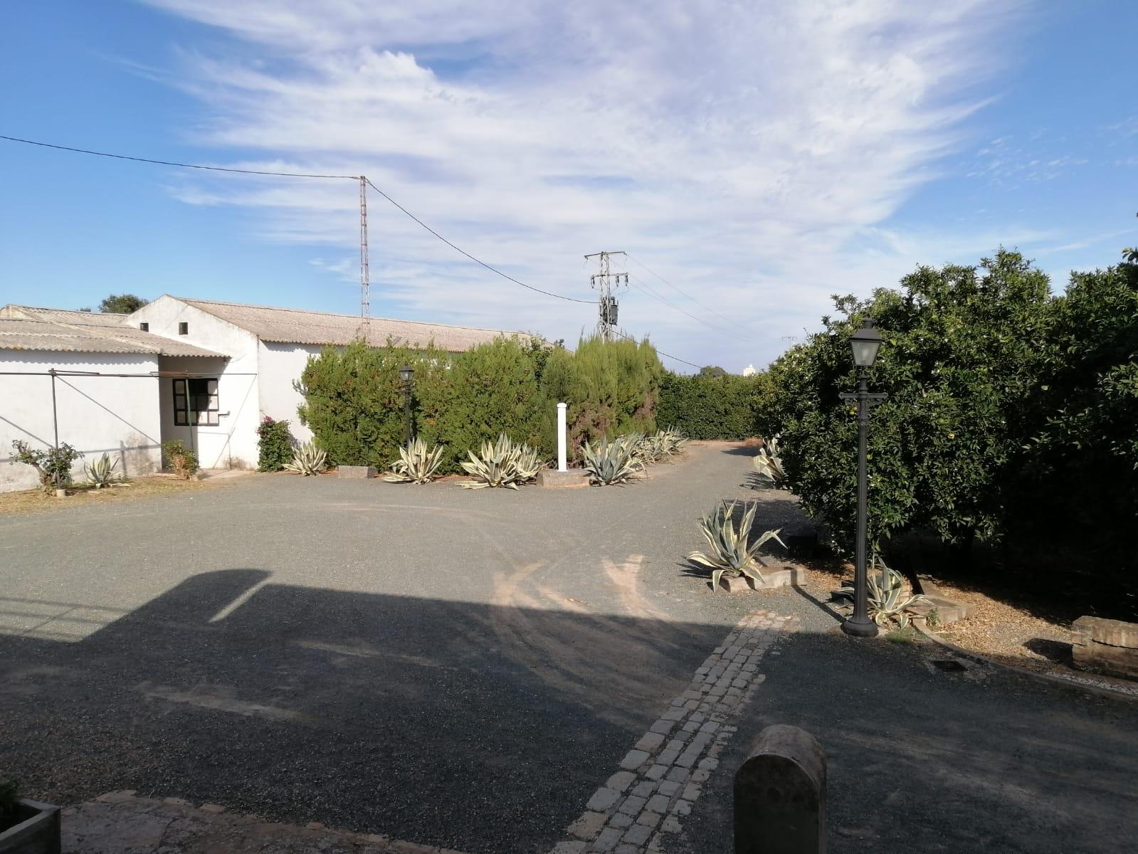 Casa Rústica en Venta en C. Pablo Picasso - 27