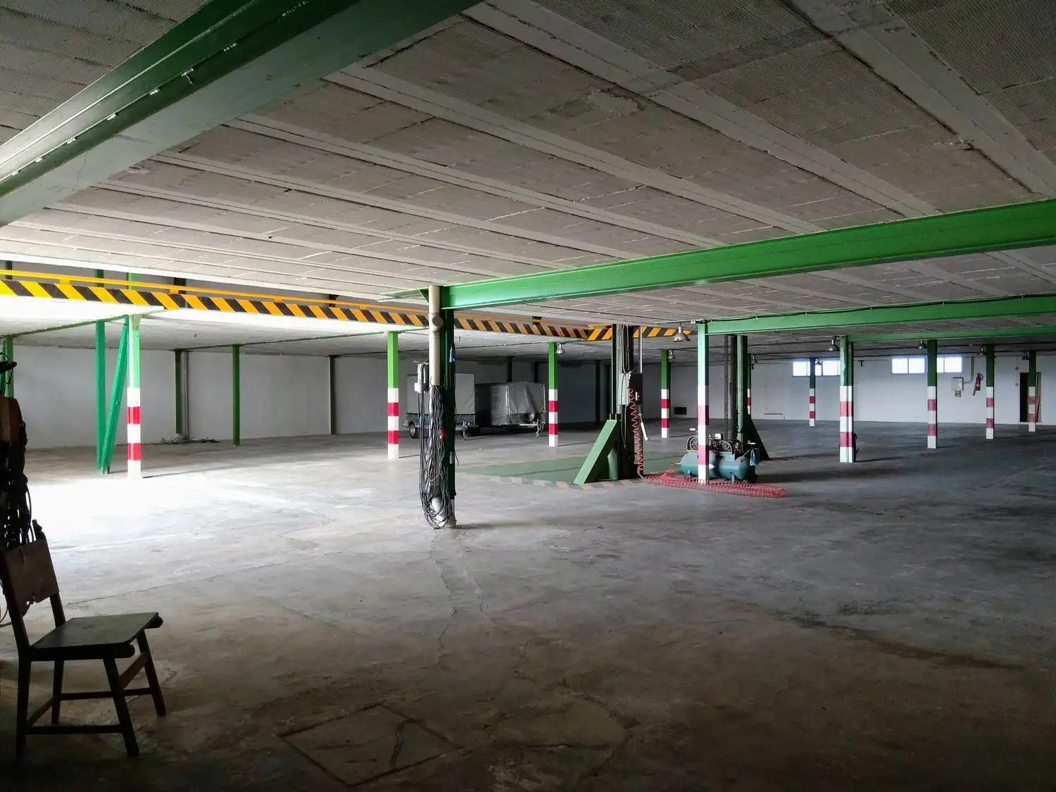 Edificio en Venta en Carr. Nazaret-Oliva - 5