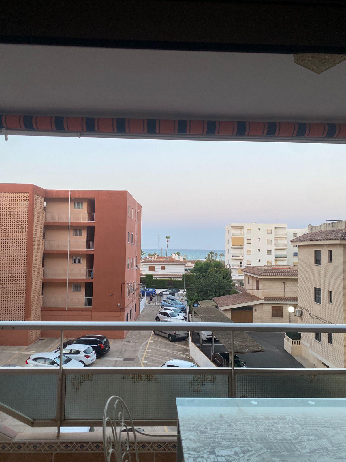 Piso en Venta en Carrer la Reina Calafia - 26