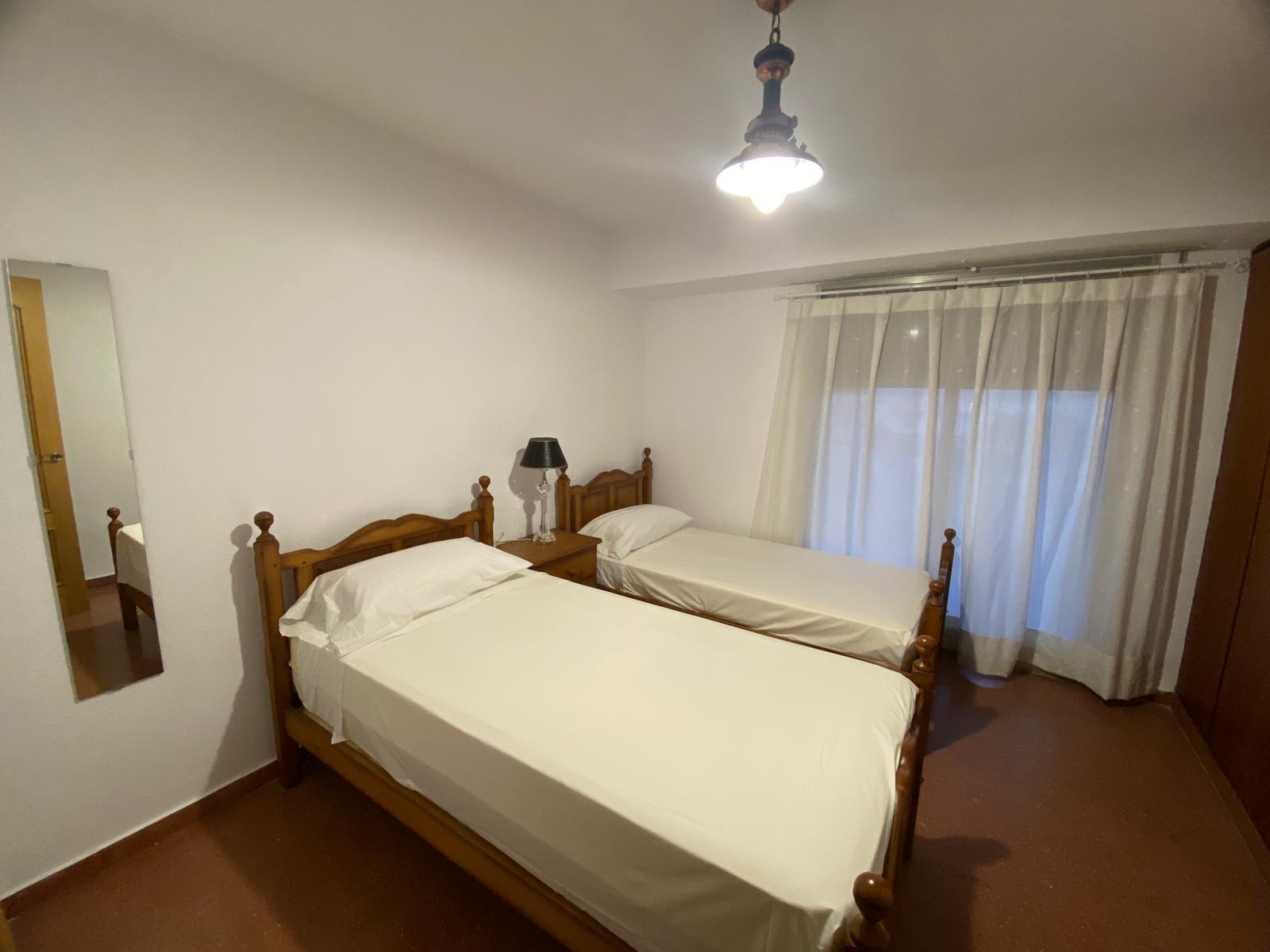 Piso en Venta en Carrer la Reina Calafia - 15