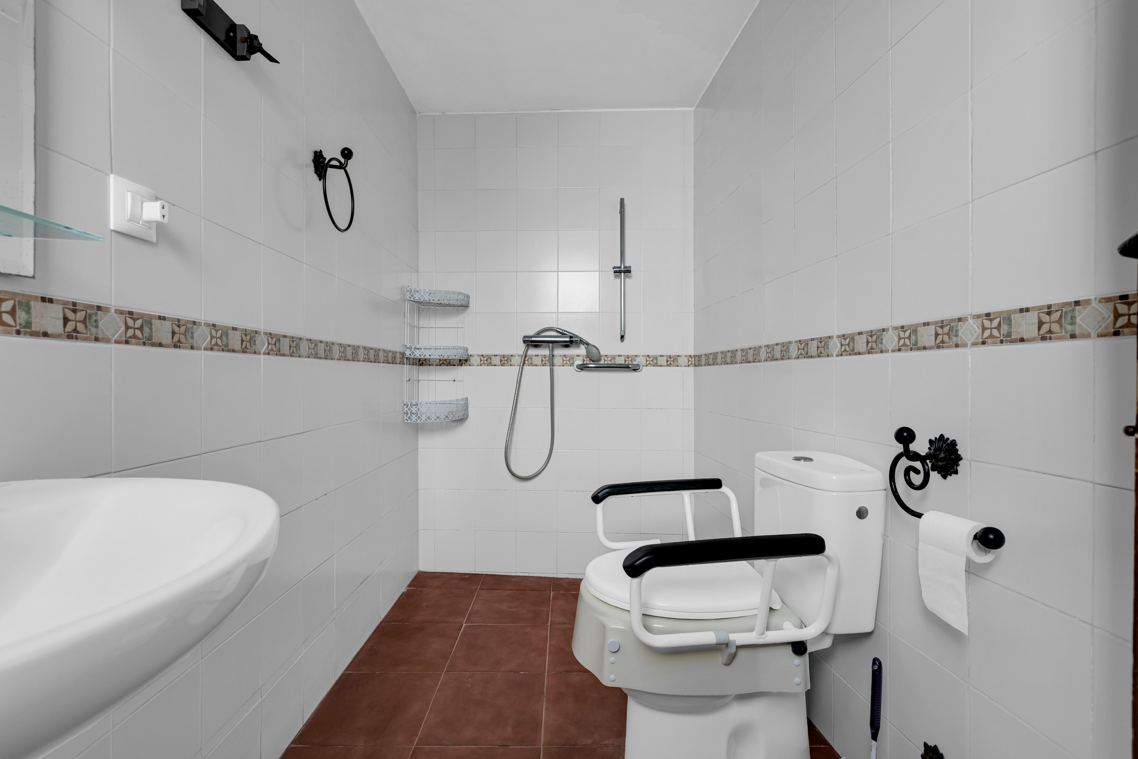 Casa Adosada en Venta en C. Parras - 14