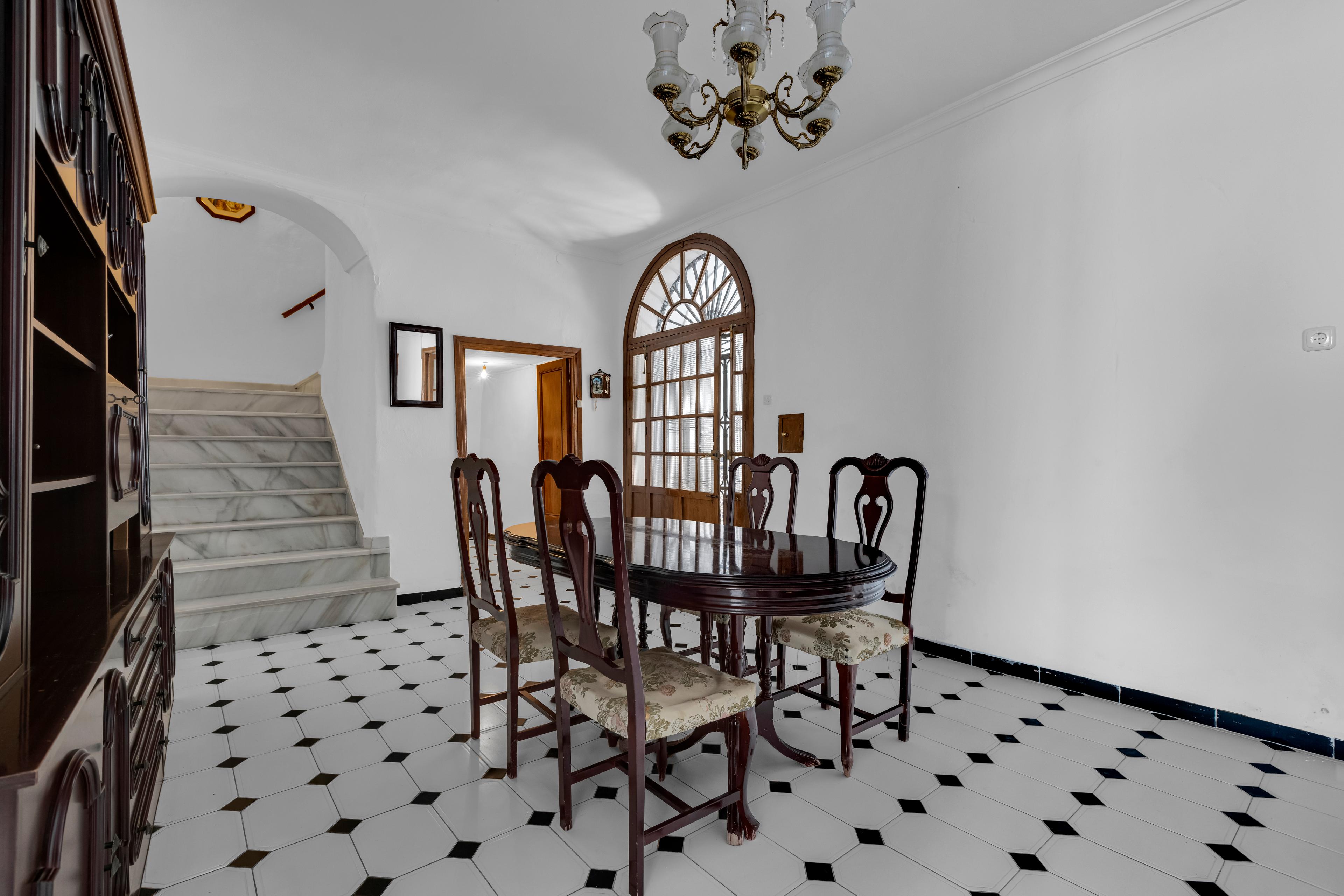Casa Adosada en Venta en C. Parras - 24