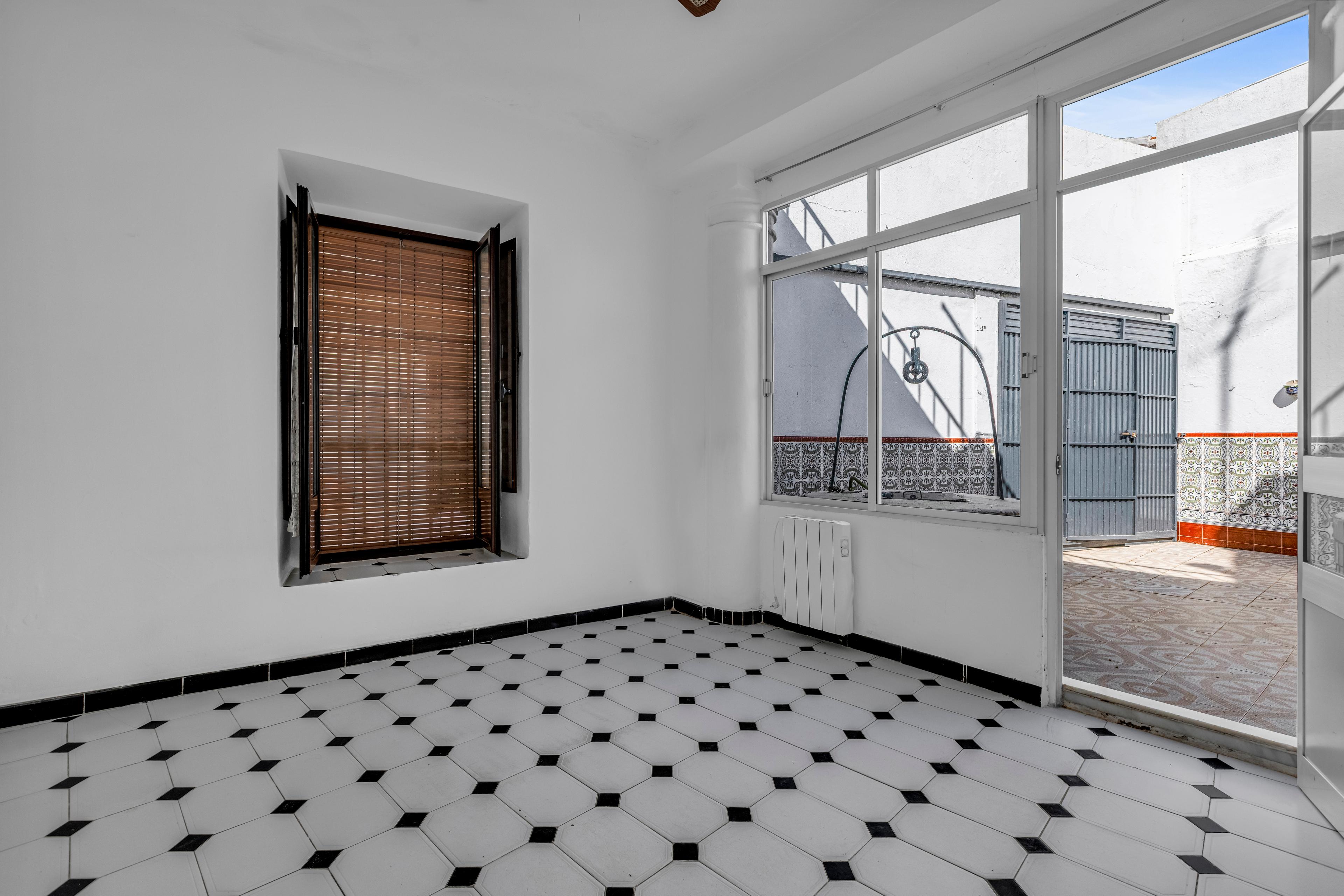 Casa Adosada en Venta en C. Parras - 60