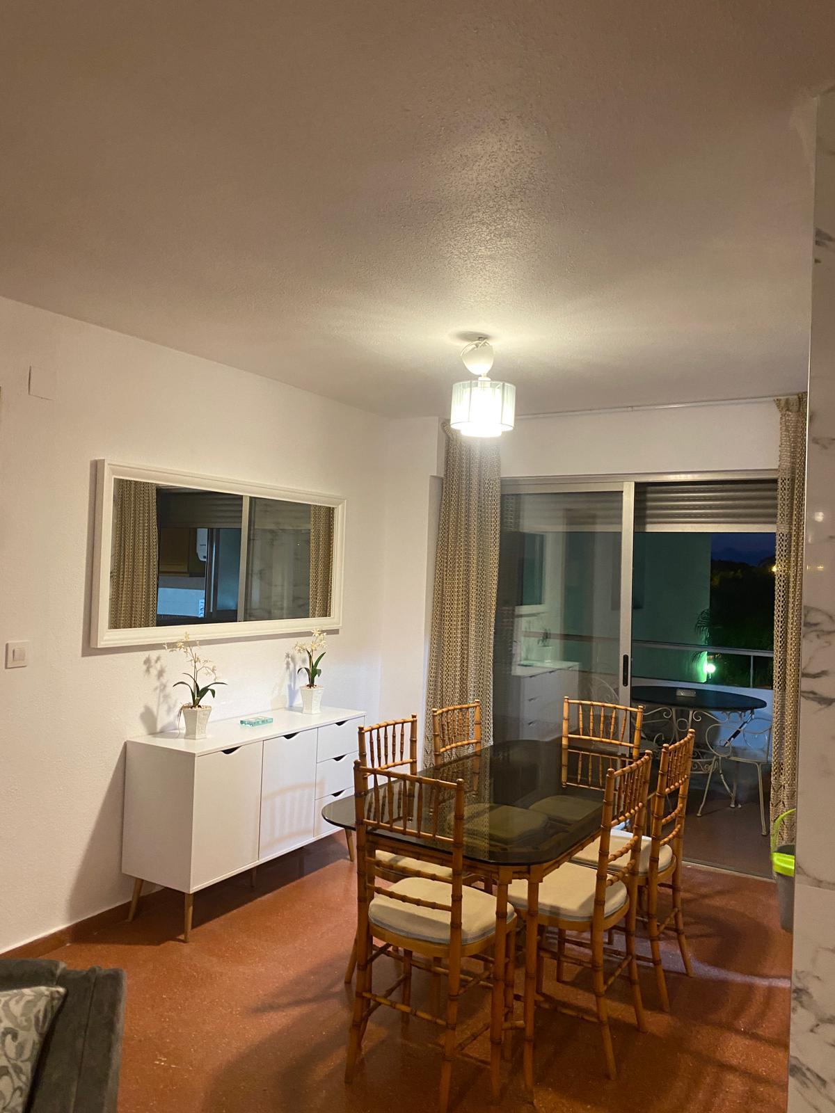 Piso en Venta en Carrer la Reina Calafia - 18