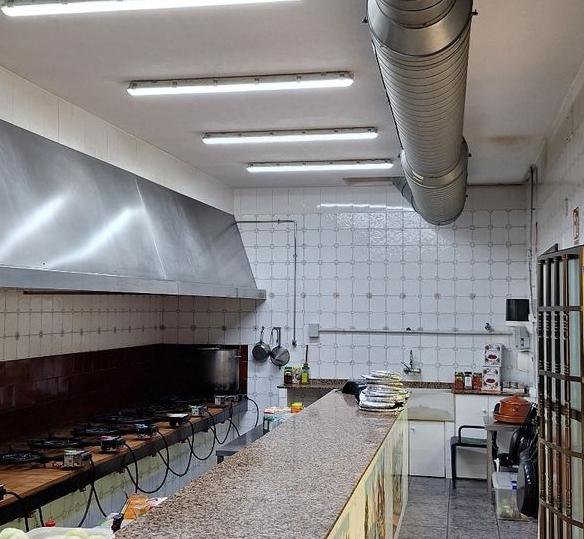 Local en Venta  - 18