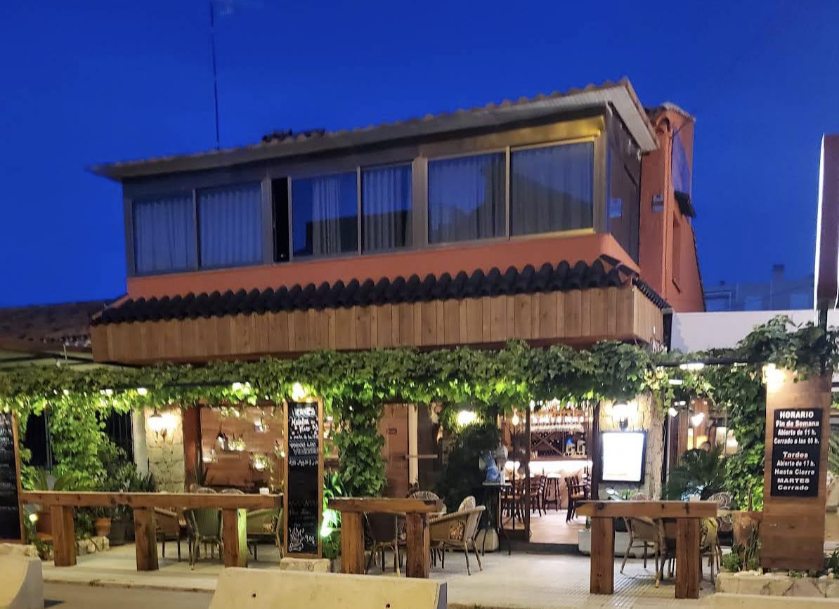 Se Vende Piso, Local  Y Negocio En Denia  - 4