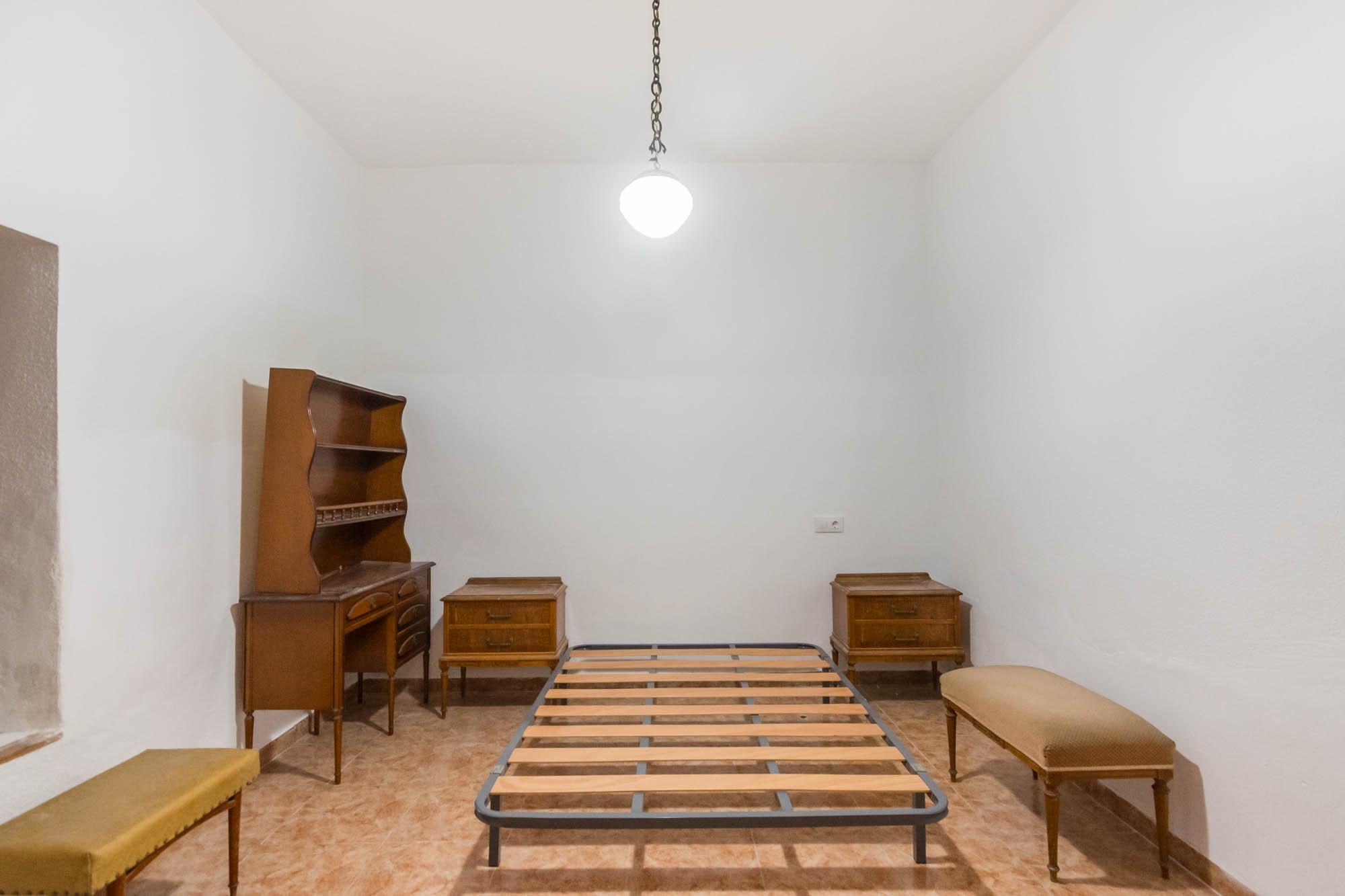 Casa Adosada en Venta en C. Mayor - 17