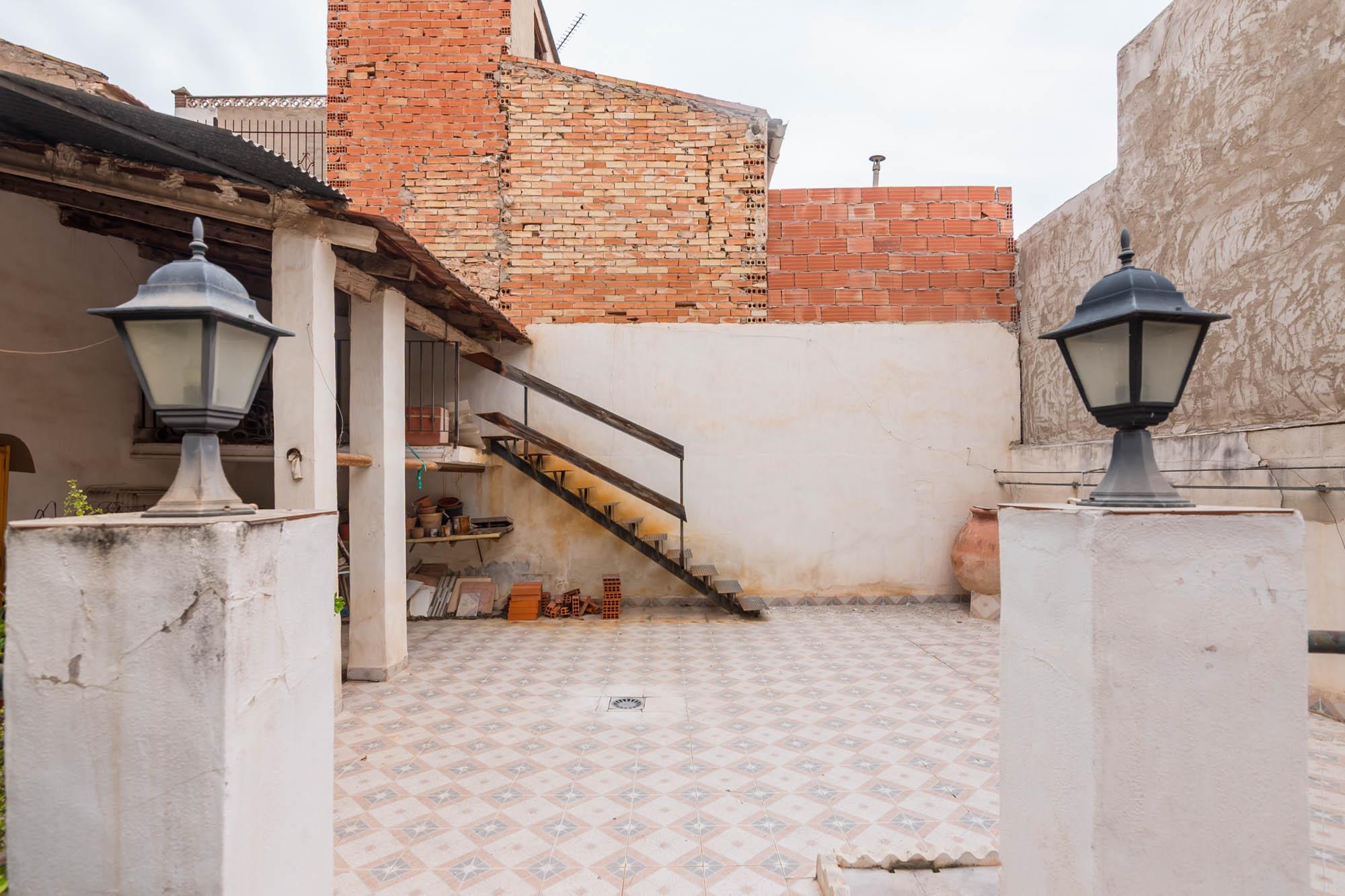 Casa Adosada en Venta en C. Mayor - 47