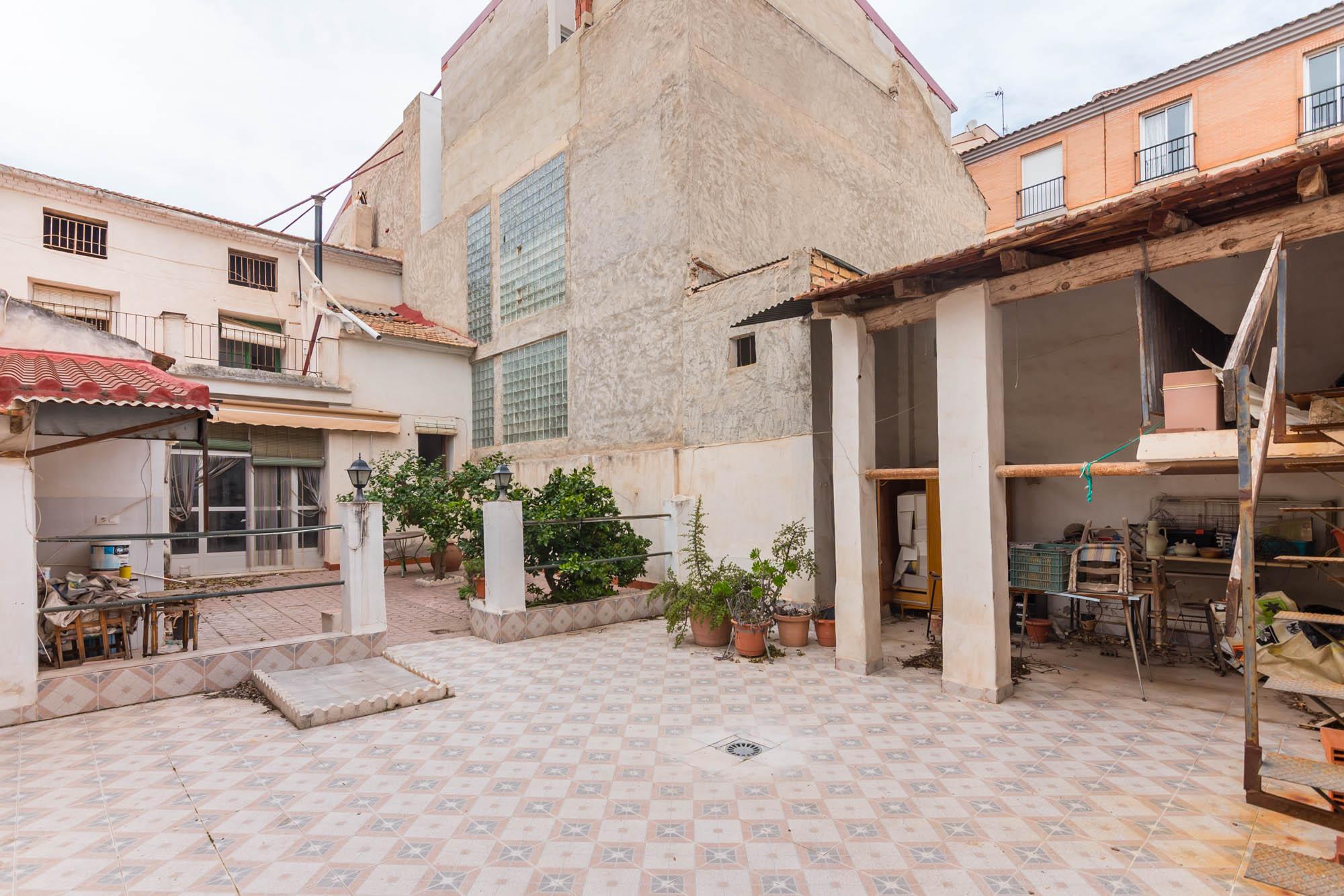 Casa Adosada en Venta en C. Mayor - 49