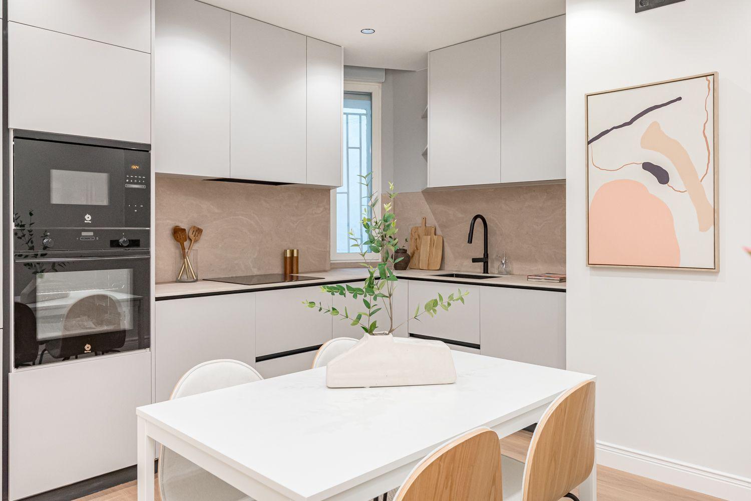 Elegante Y Moderna Propiedad Junto al Retiro  - 18