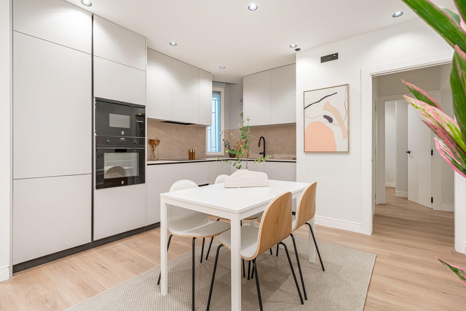 Elegante Y Moderna Propiedad Junto al Retiro  - 14