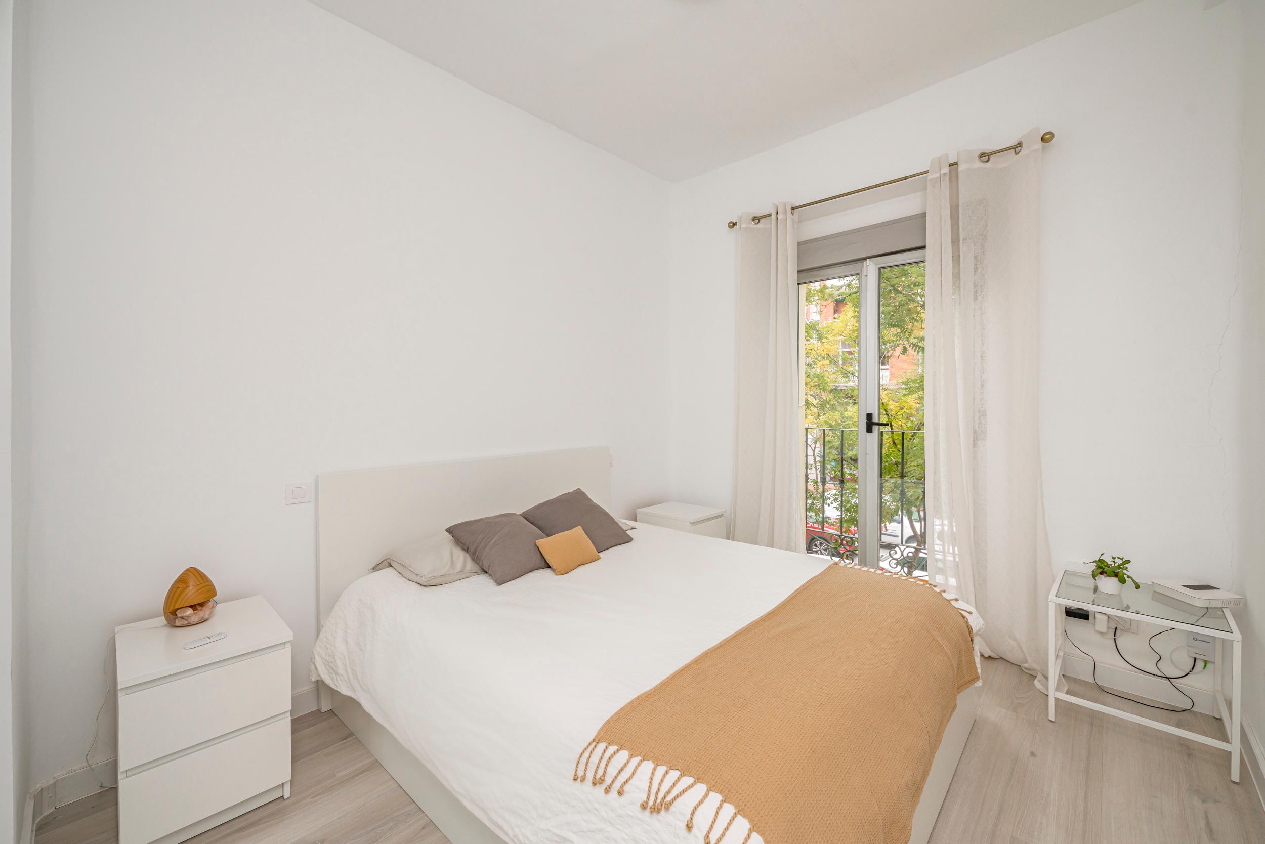 Piso en Alquiler en Calle de Sta Engracia - 13