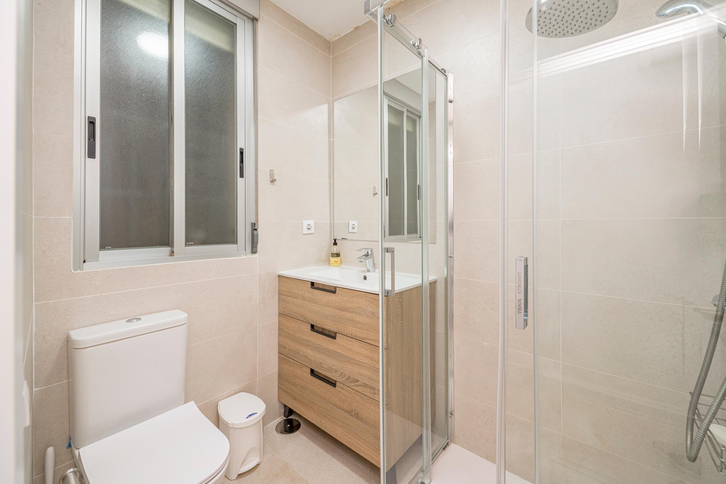 Piso en Alquiler en Calle de Sta Engracia - 26