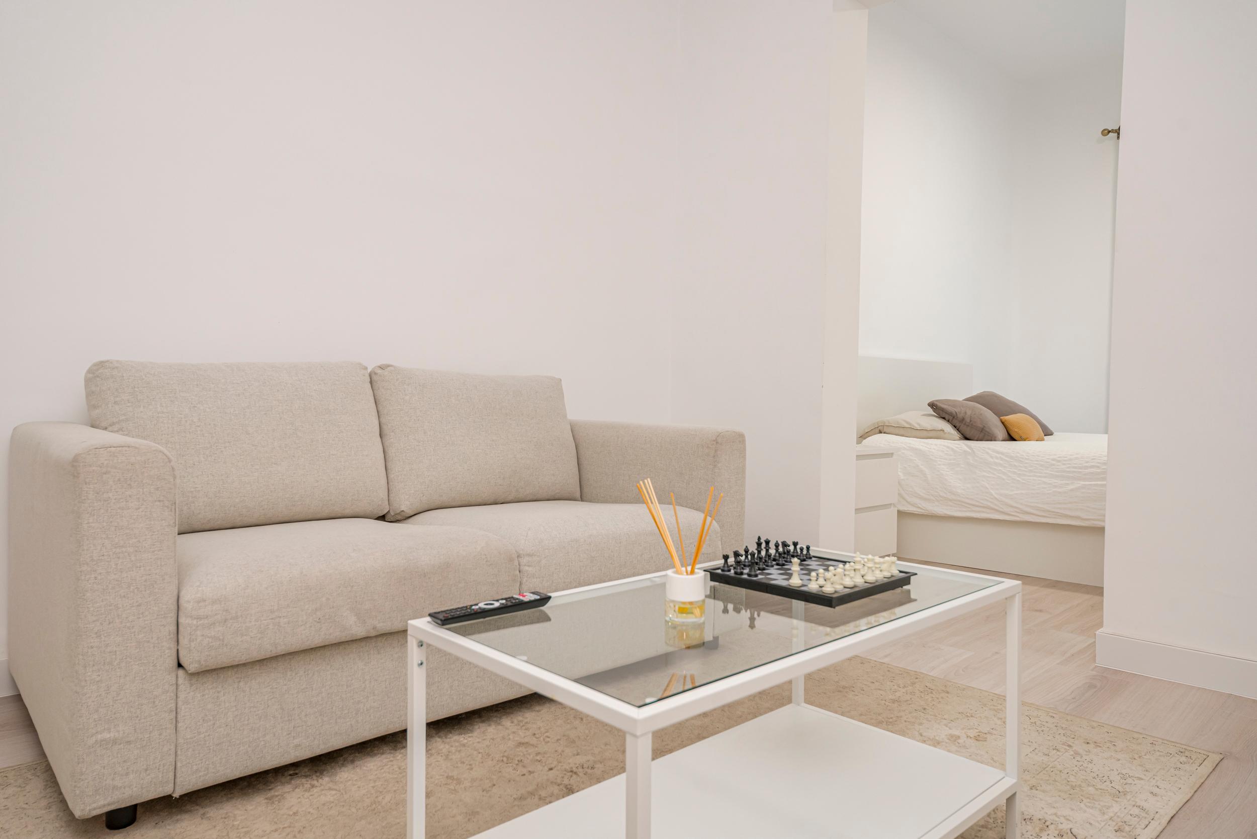 Piso en Alquiler en Calle de Sta Engracia - 21