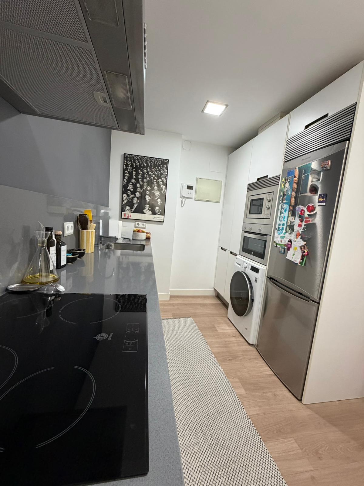 Piso en Venta en C. de Clara del Rey - 3