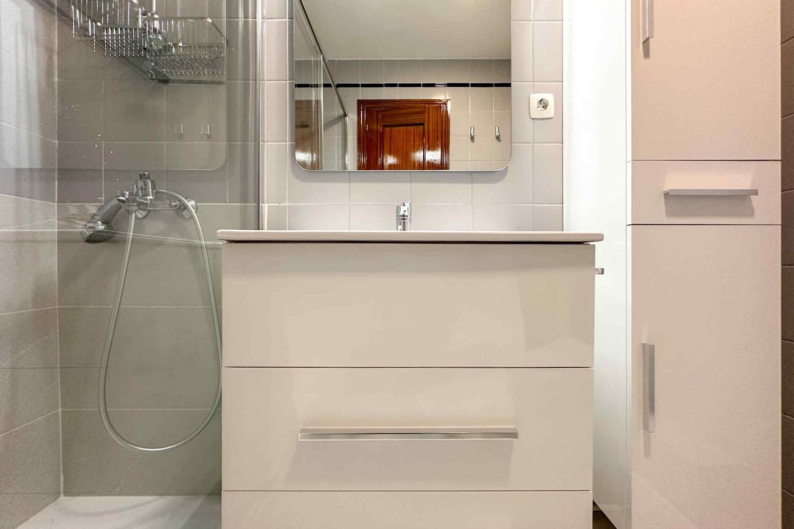 Piso en Alquiler en C. Naciones - 10