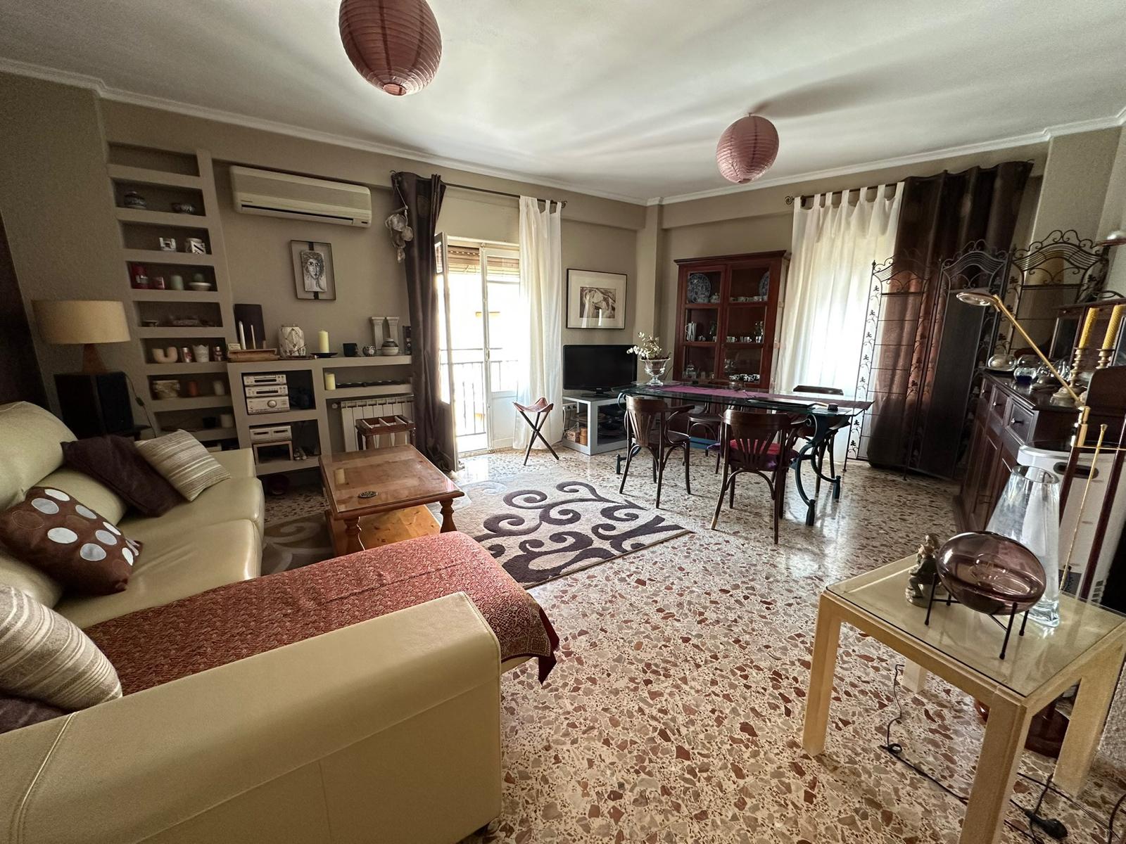 Piso en venta en Alicante – Casco Histórico de Santa Cruz - 1