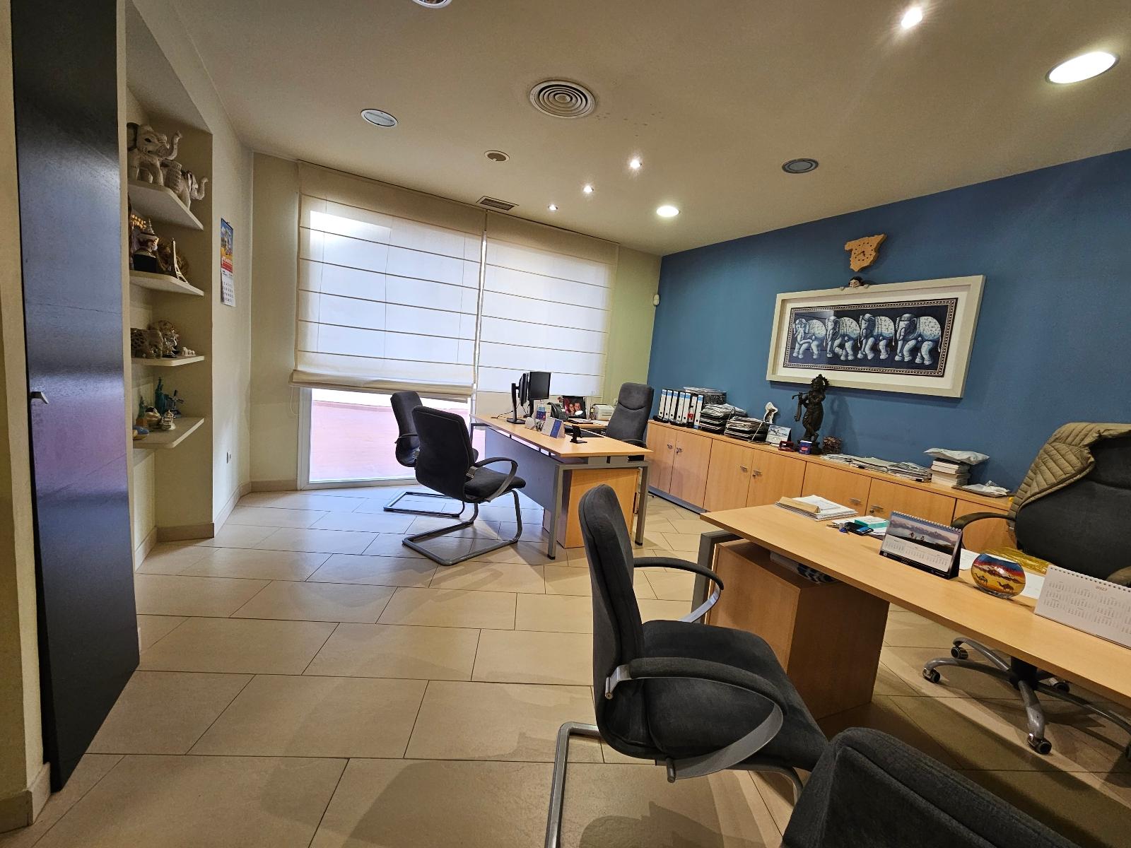 Amplio Local en Alquiler - El Bajondillo, Torremolinos - 19