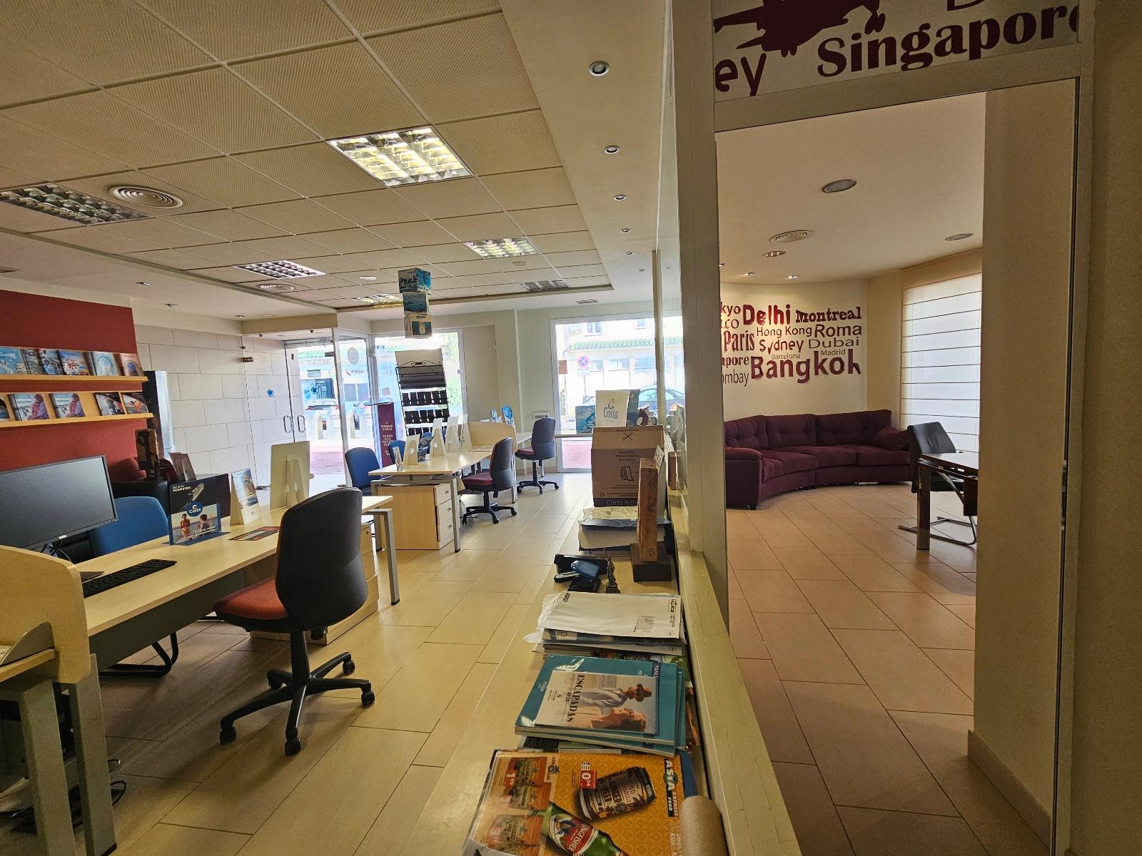 Amplio Local en Alquiler - El Bajondillo, Torremolinos - 12