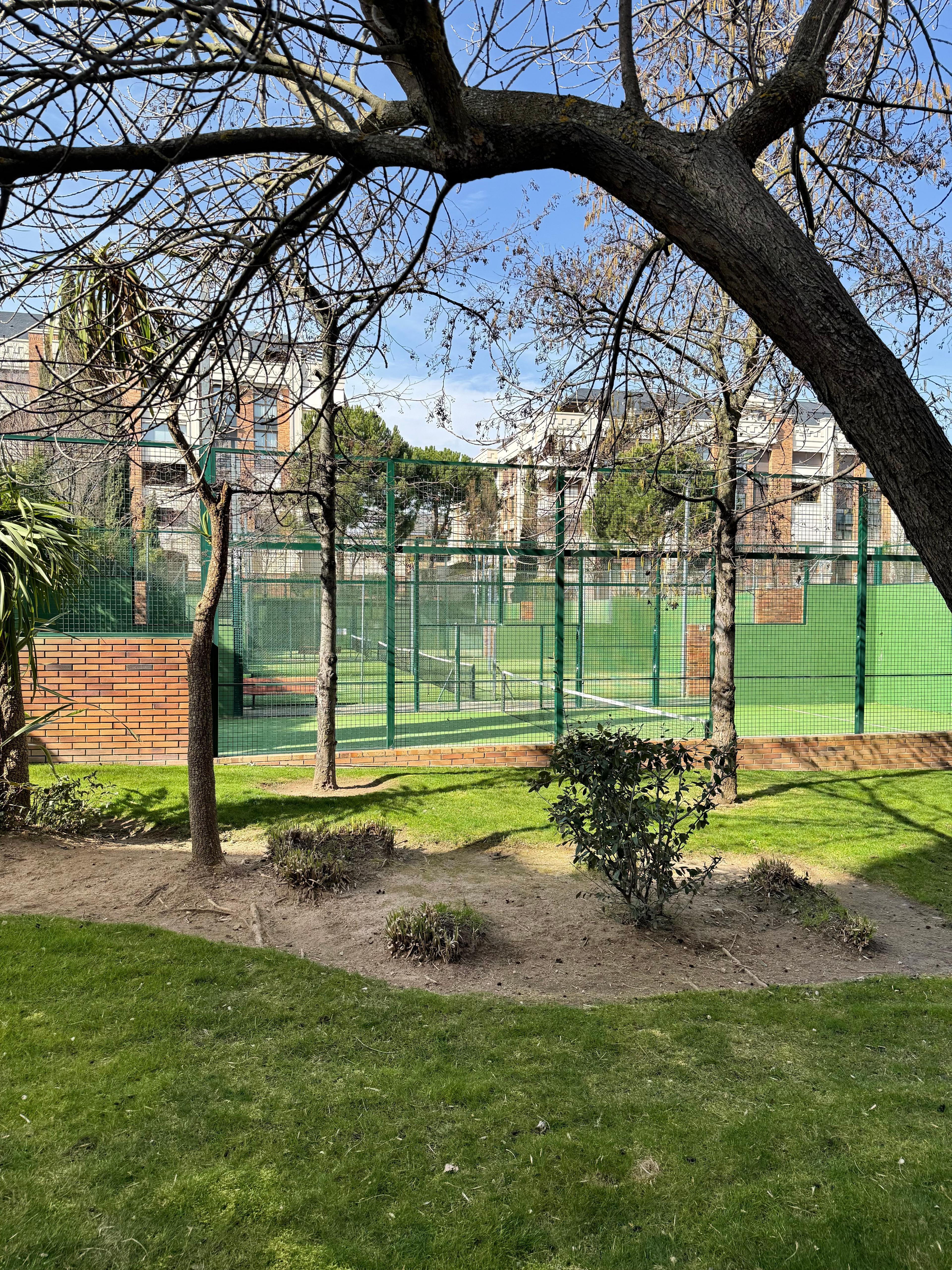 Piso en Alquiler en C. Cerro del Espino - 3