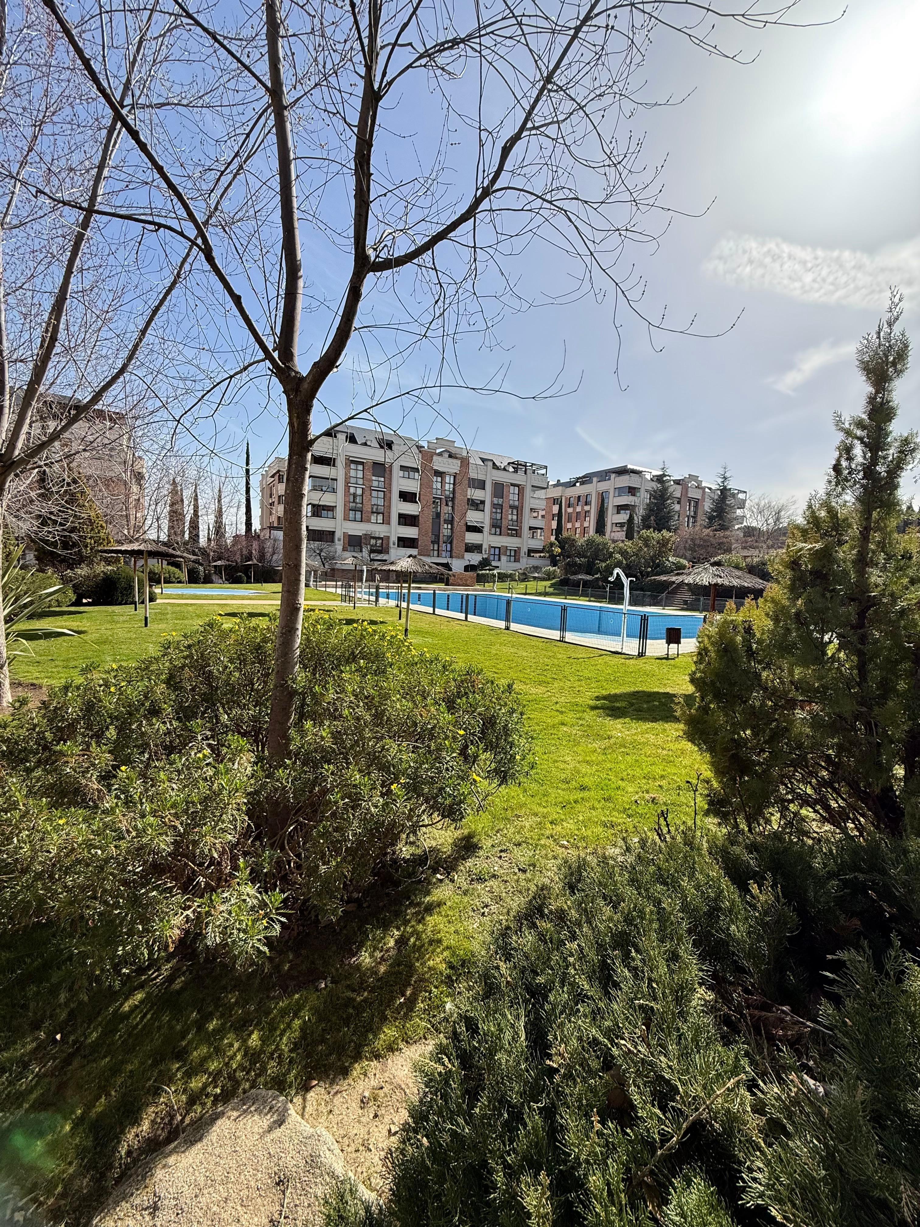 Piso en Alquiler en C. Cerro del Espino - 6