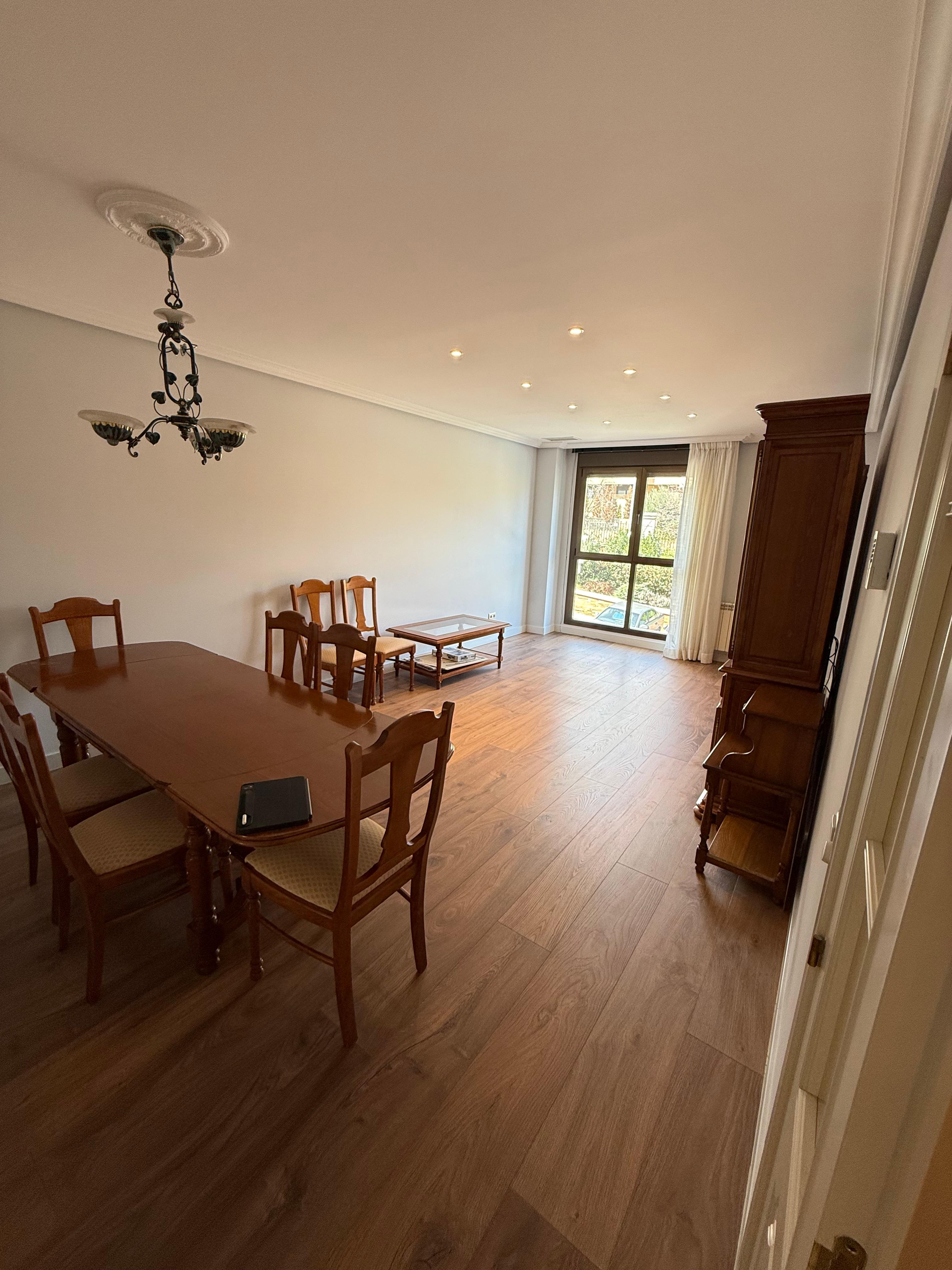 Piso en Alquiler en C. Cerro del Espino - 21