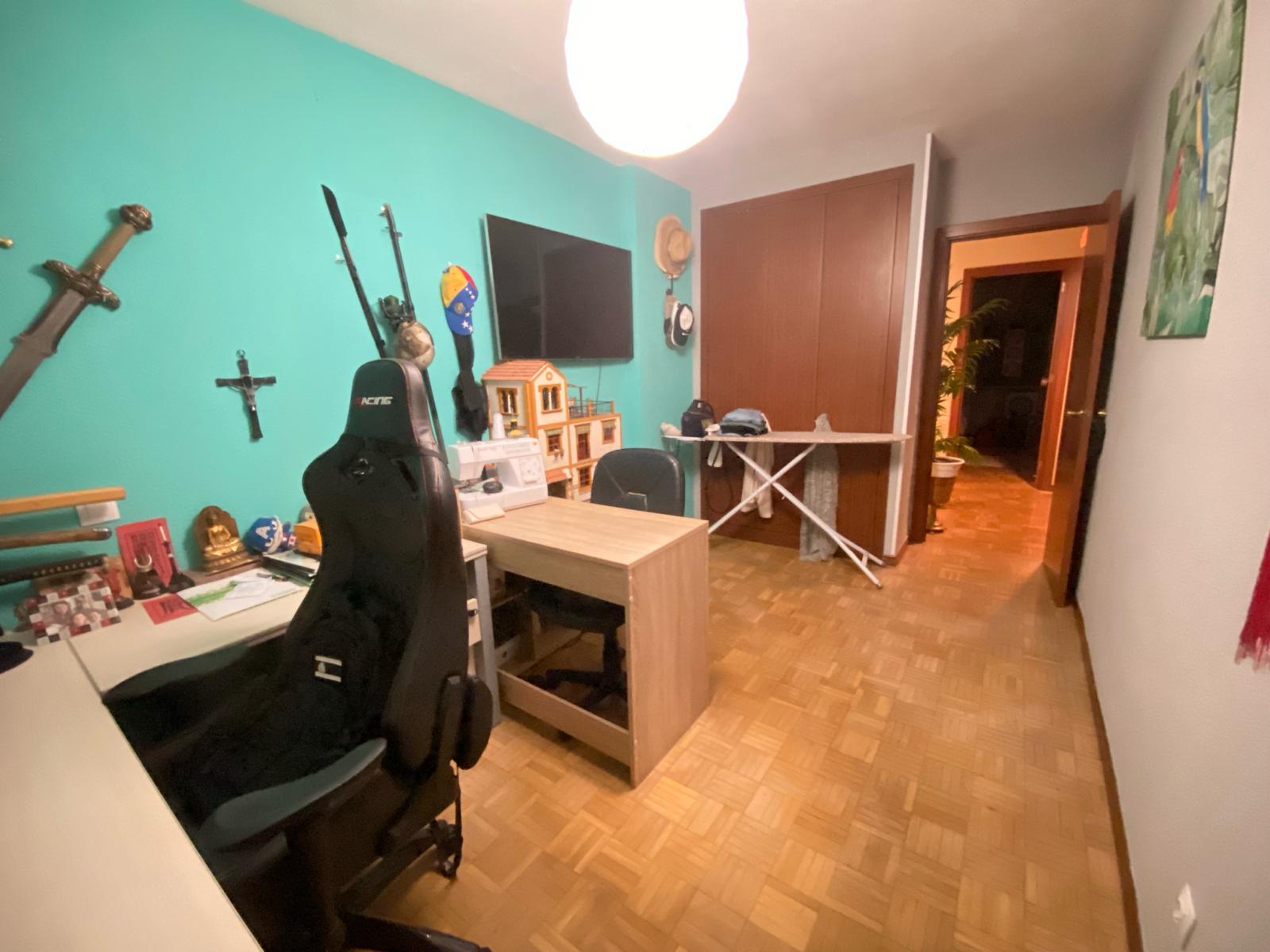 Duplex en Venta en Pl. de Euskadi - 12