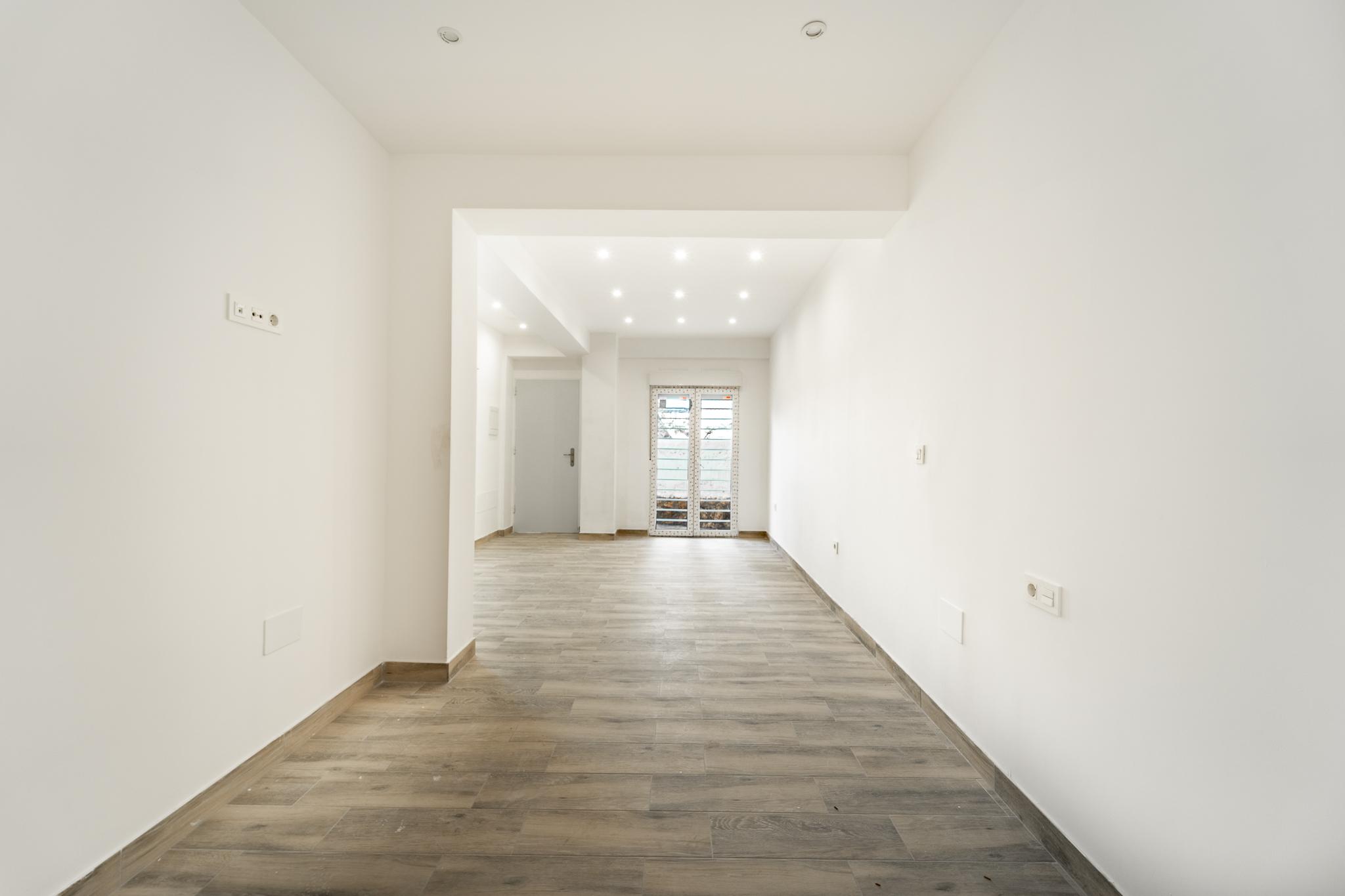 Piso en Venta en C. Serenata - 3