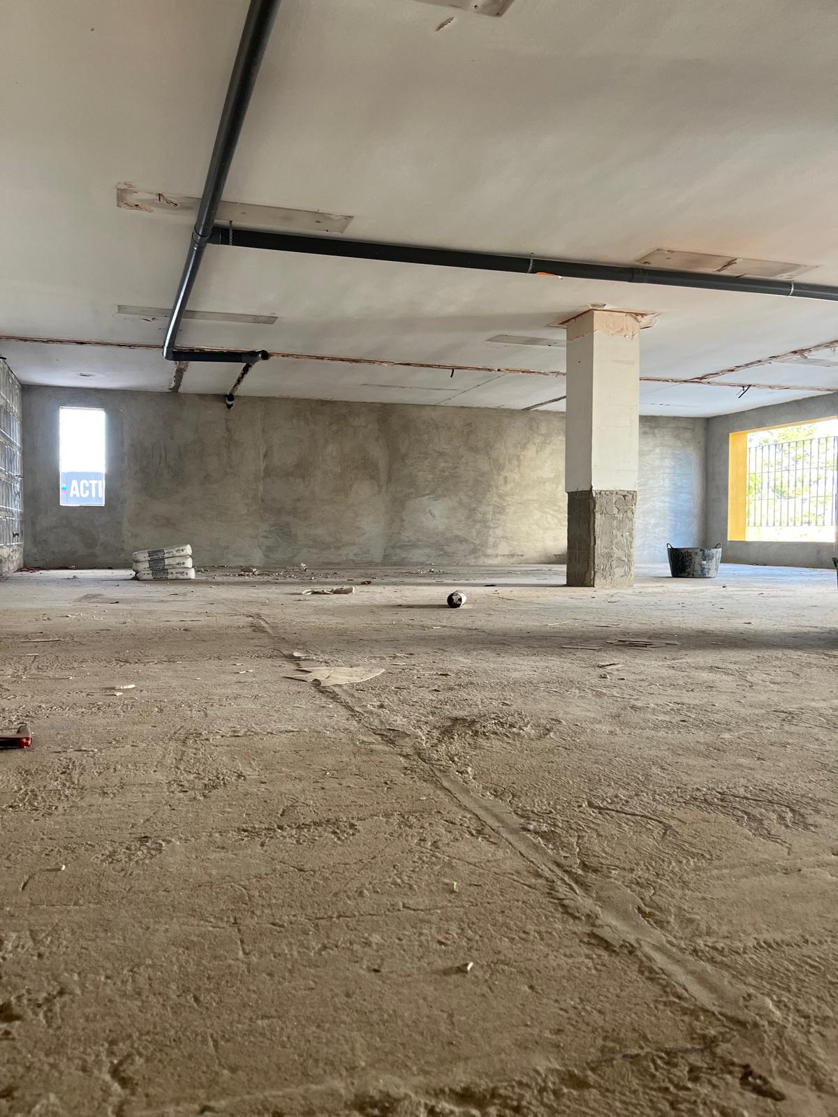 Edificio Comercial en Venta en C. Maestro Tomás Bretón - 3