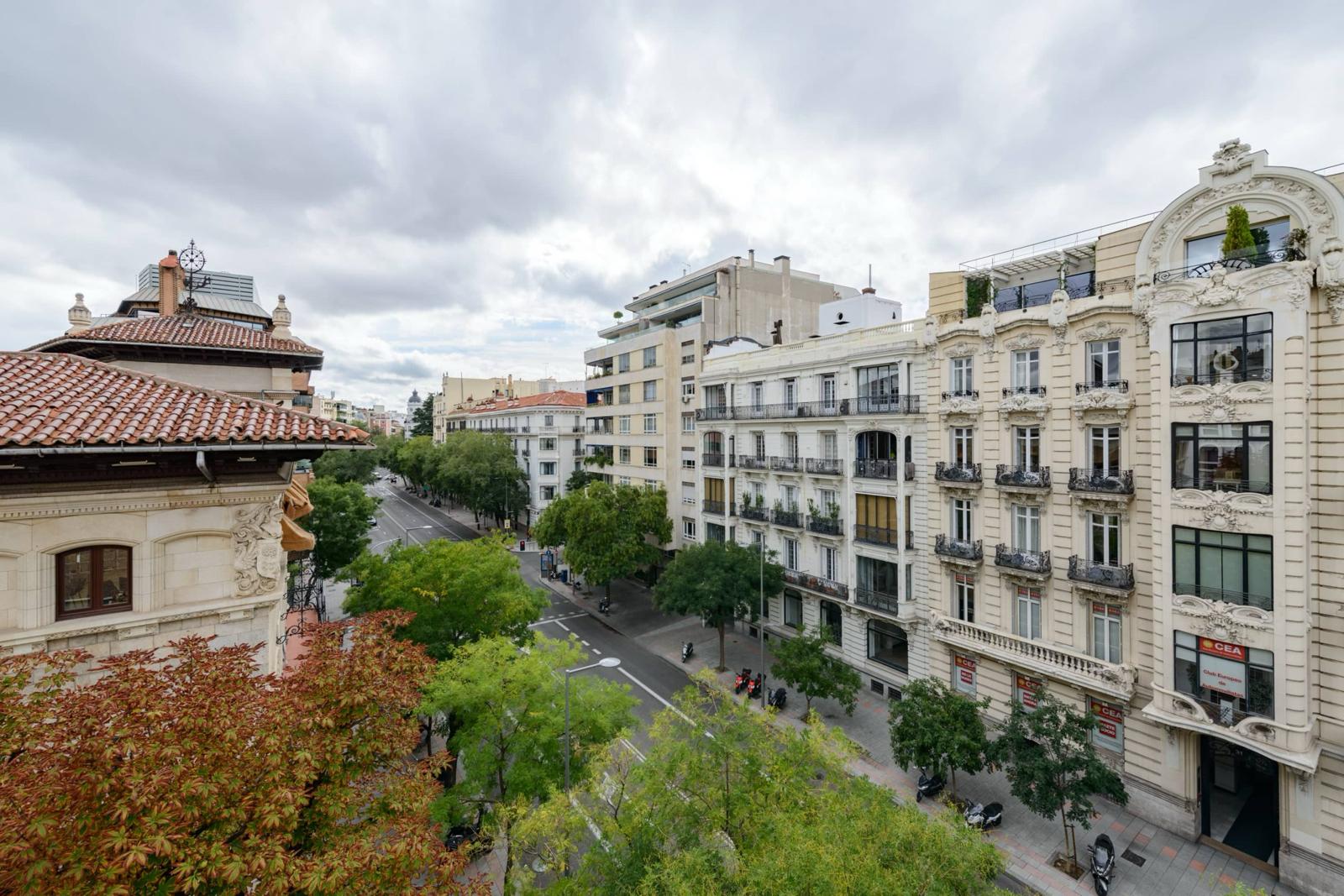 Espectacular ático en calle Almagro - 4